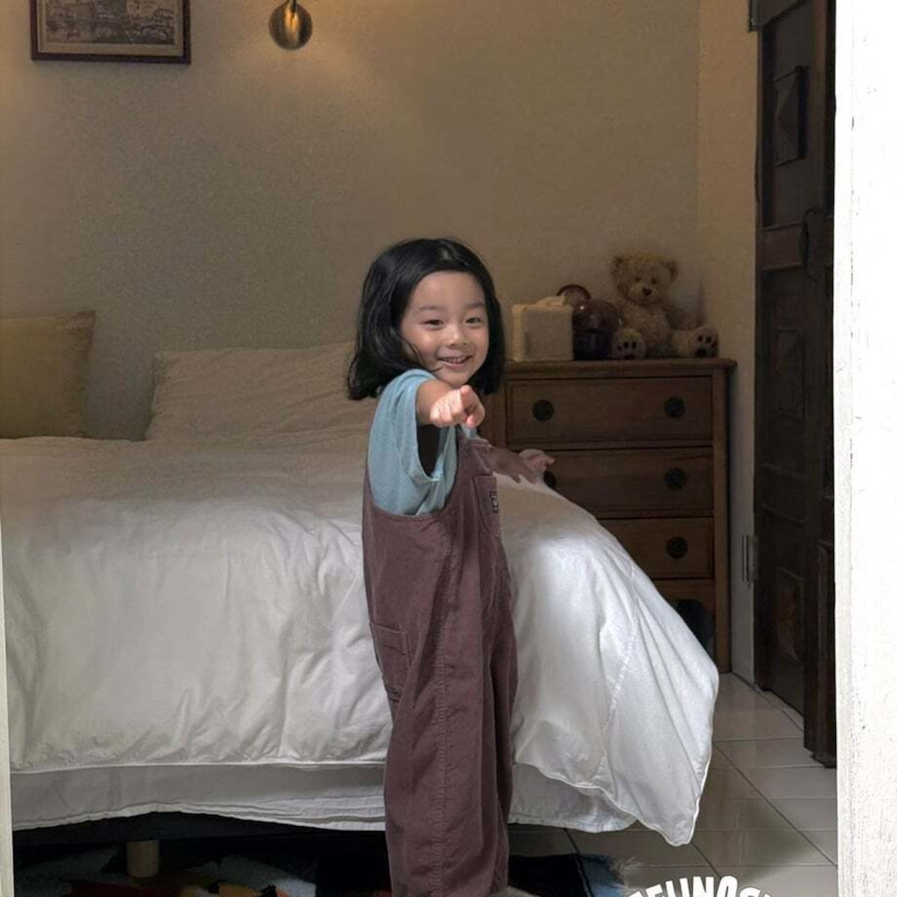 韓国子供服 / 26Autumn / 〖取寄〗JEJEUNOSITY / ゴールデンベル オーバーオール / キッズ服 / ジュニア服 / 秋服 *XS~JM*