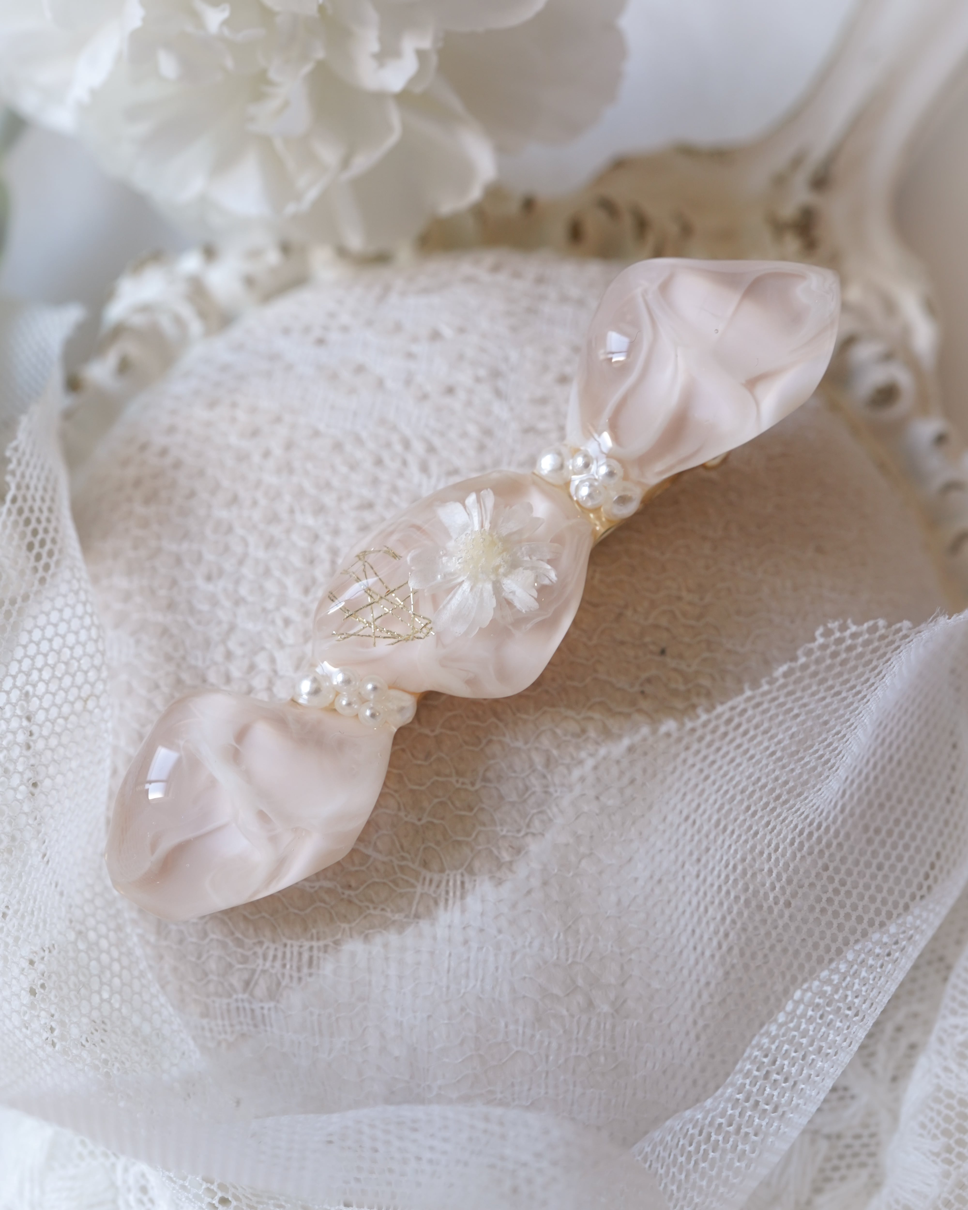 【今回限定品】『 春の訪れ 』ヘアクリップ