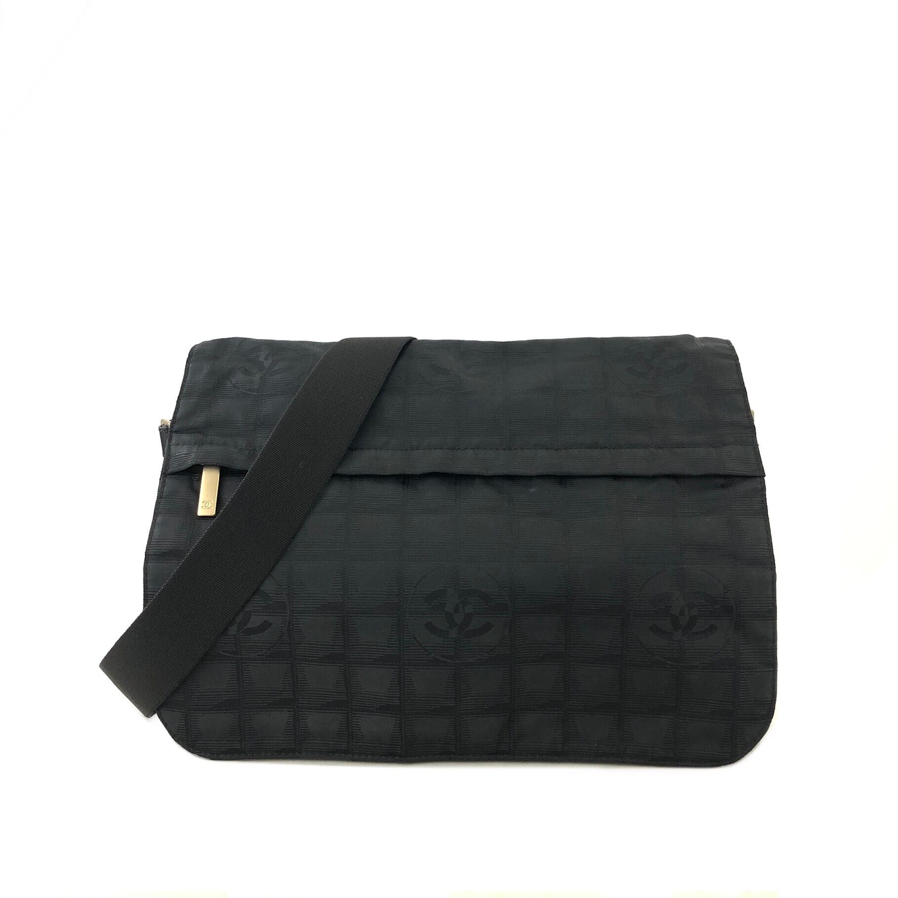 CHANEL シャネル ニュートラベルライン ナイロン ショルダーバッグ