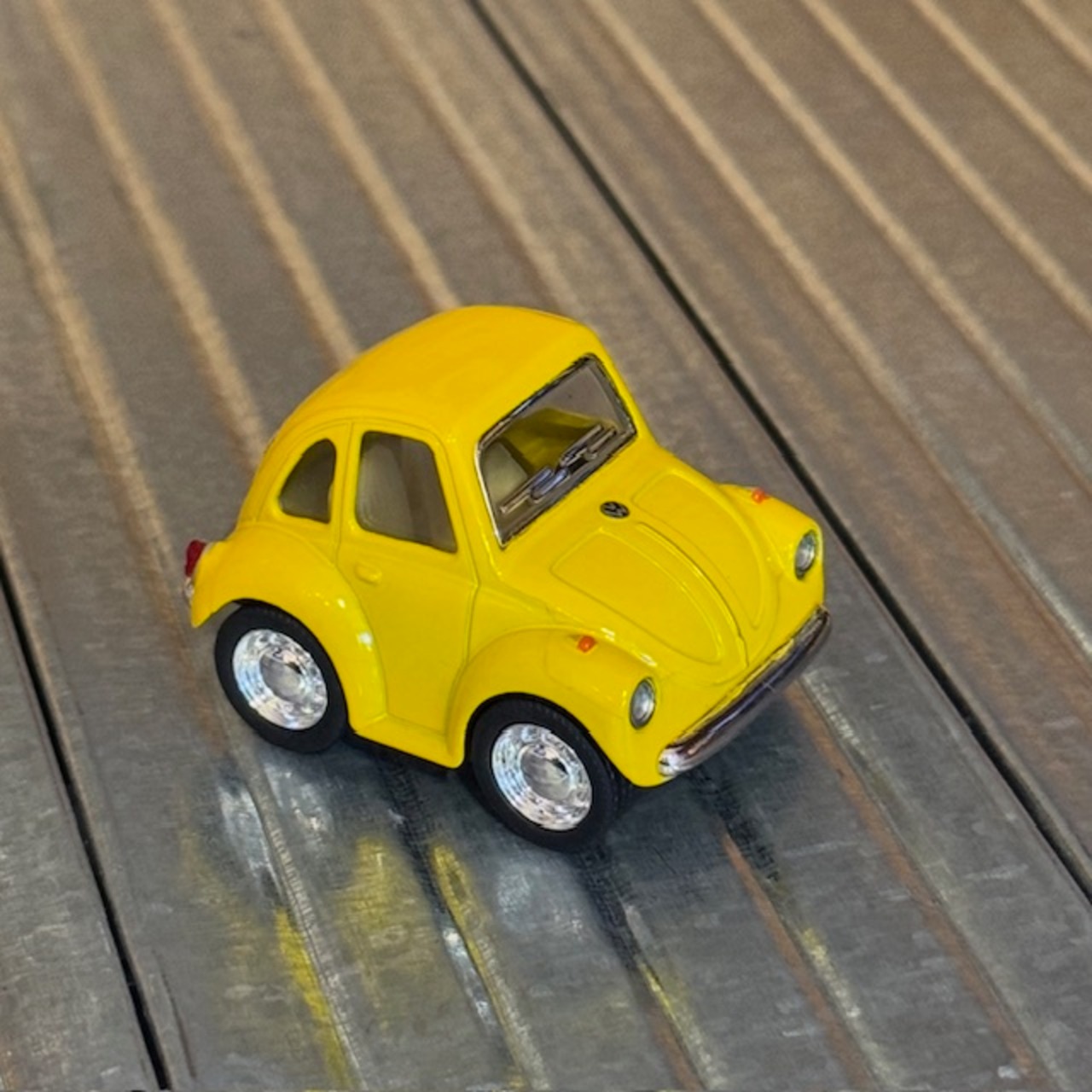 【ミニプルバックカー】ファニーワーゲン「ビートル」★