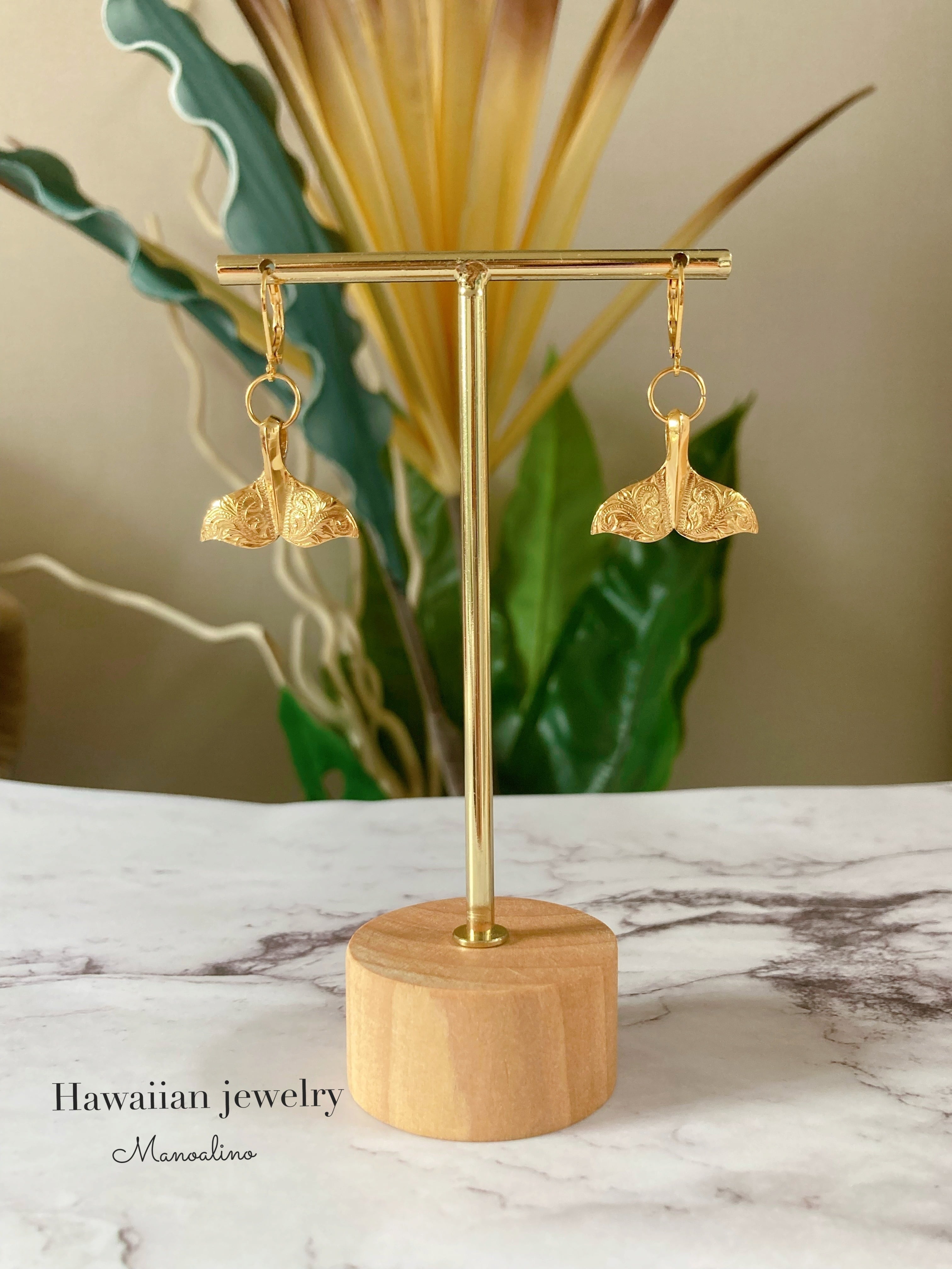 whaletail earring Hawaiianjewelry(ハワイアンジュエリー
