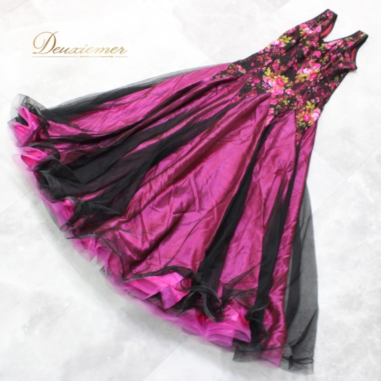 社交ダンス 衣装 スタンダード ドレス ワンピース パーティドレス ブラック系 パープル系 黒 紫 花柄 レース シック 緑 グリーン系 フォーマル おしゃれ かわいい 女性用 ダンス用 コスチューム 二重スカート 着痩せ 大人サイズ パーティー用 イベント 衣装試着 発表会 パレード 丸首デザイン 感謝祭 七五三 お祝い 芸能人着用 期間限定 特別セール