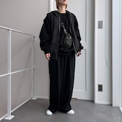 【受注予約:3月上旬入荷予定】異素材ドッキングフーディーvest/ブラック