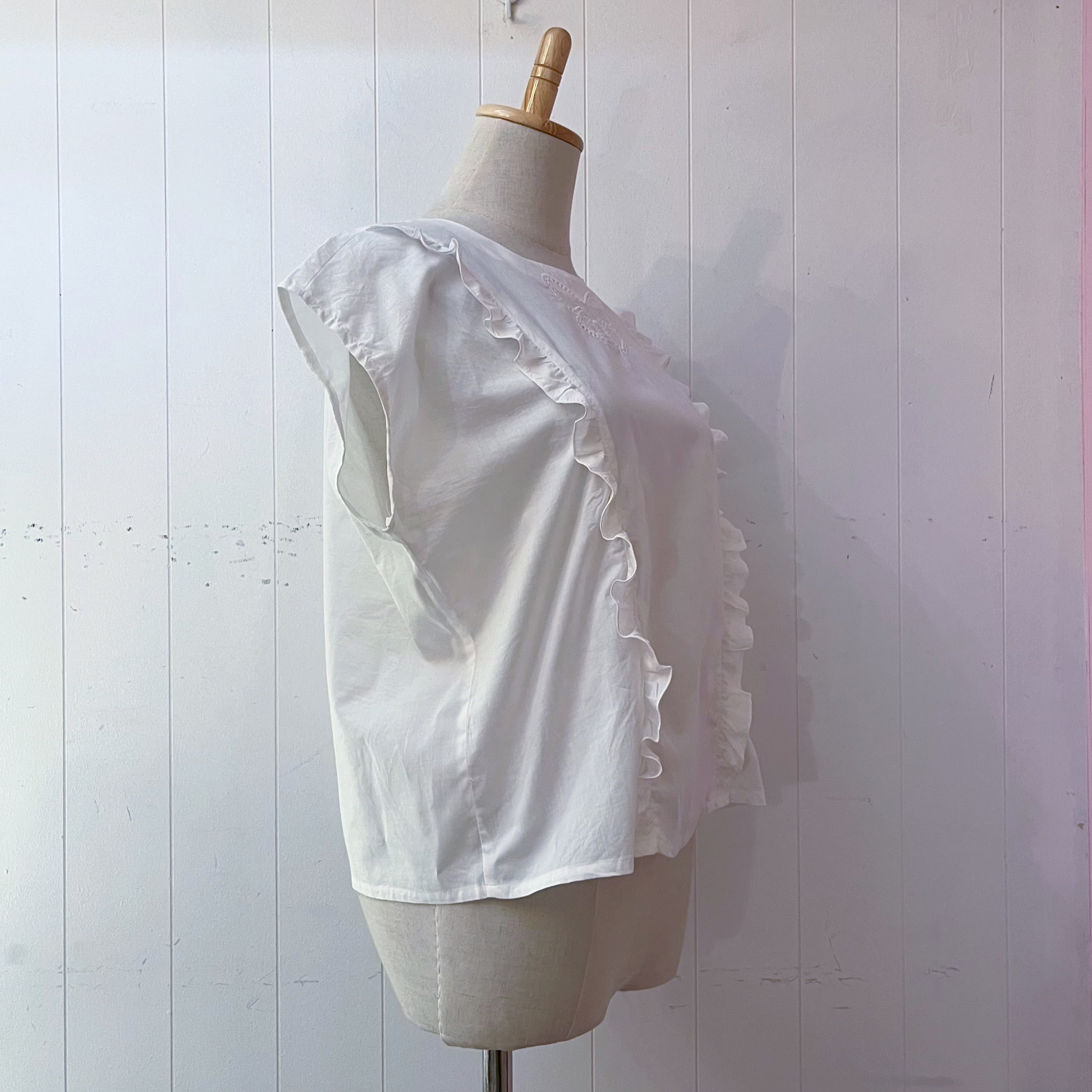ribbon embroidery frill white blouse