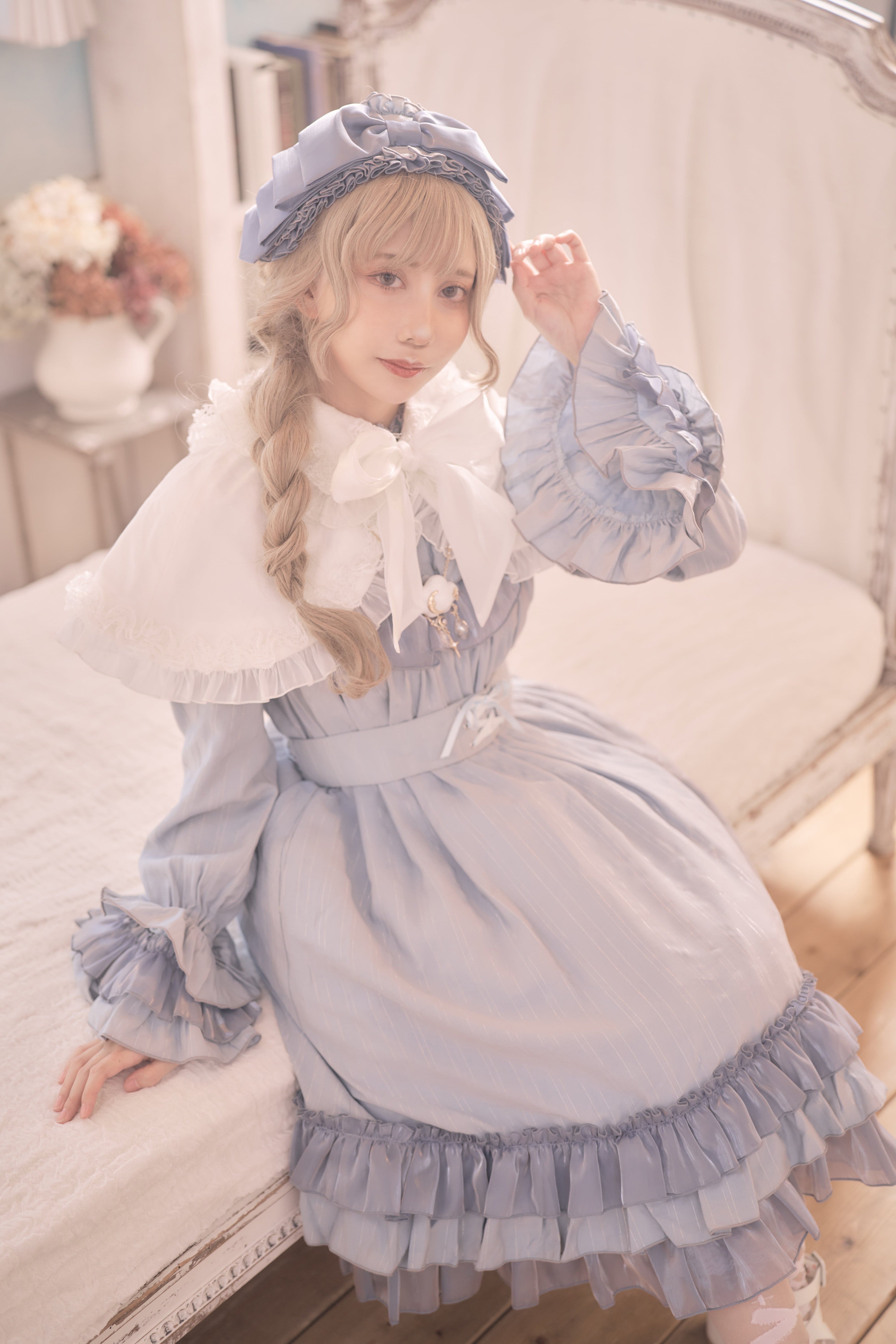 ✨セール✨現品限り✨新品✨ケープスリーブ ドレス ミニ丈 フリル 個性的 XL リトルゴースト ケープ | HoshibakoWorks