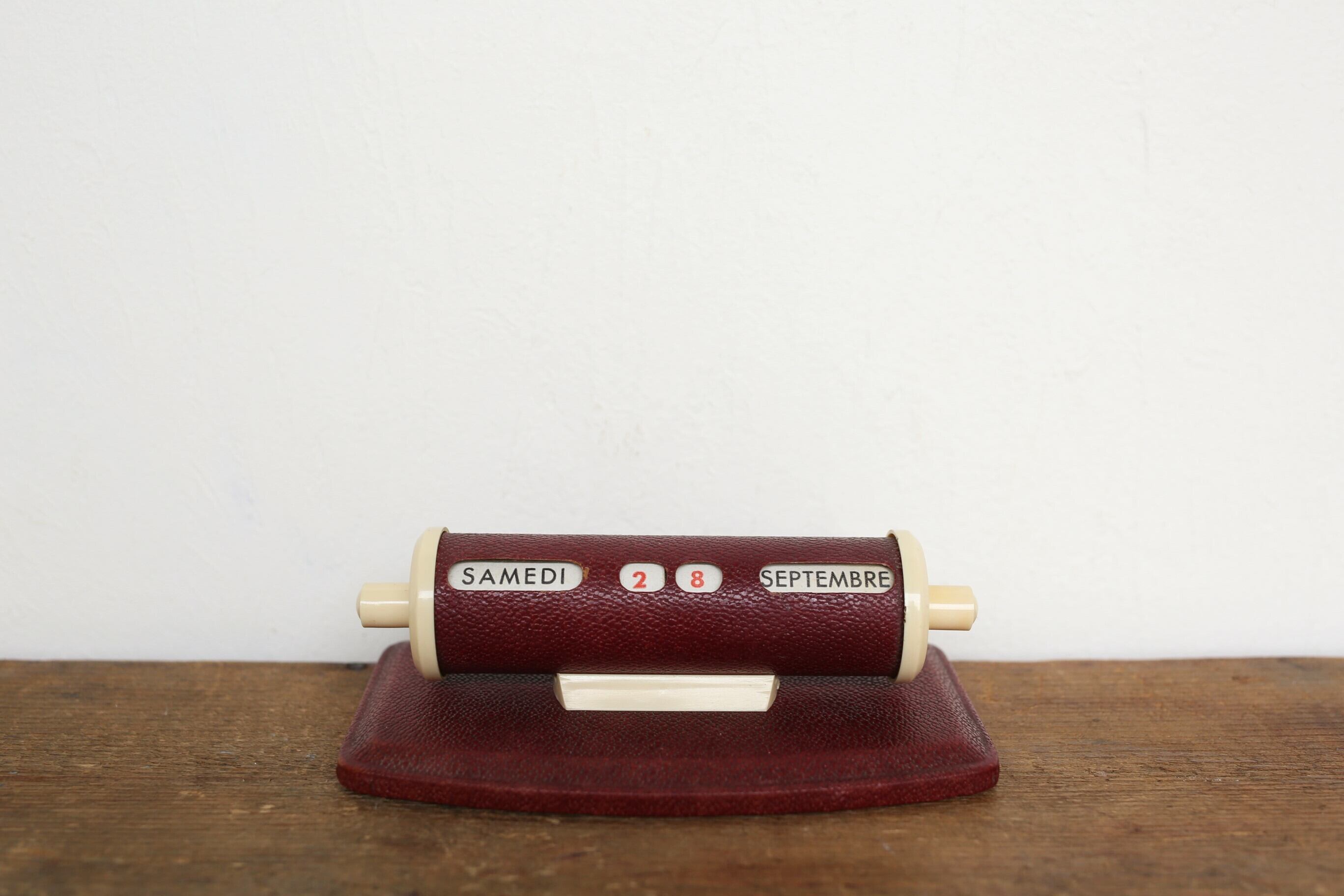 フランス アンティーク ヴィンテージ 万年卓上カレンダー ボルドー×アイボリー N-01752