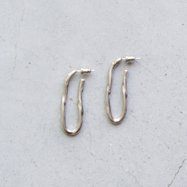 twist long oval pierce