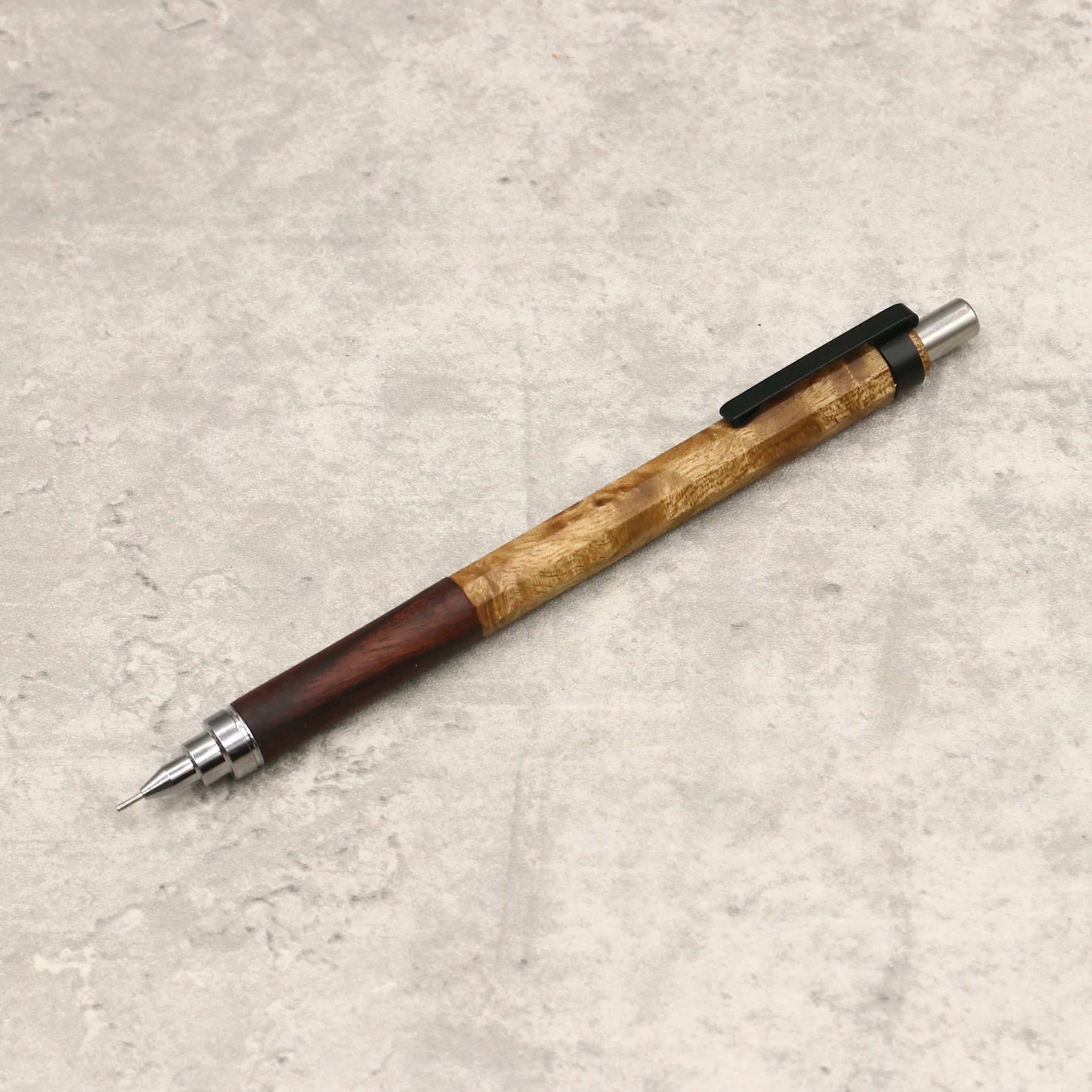 九角軸シャープペンシル（滑り止め加工、モモ）3 | 4631 woodturning