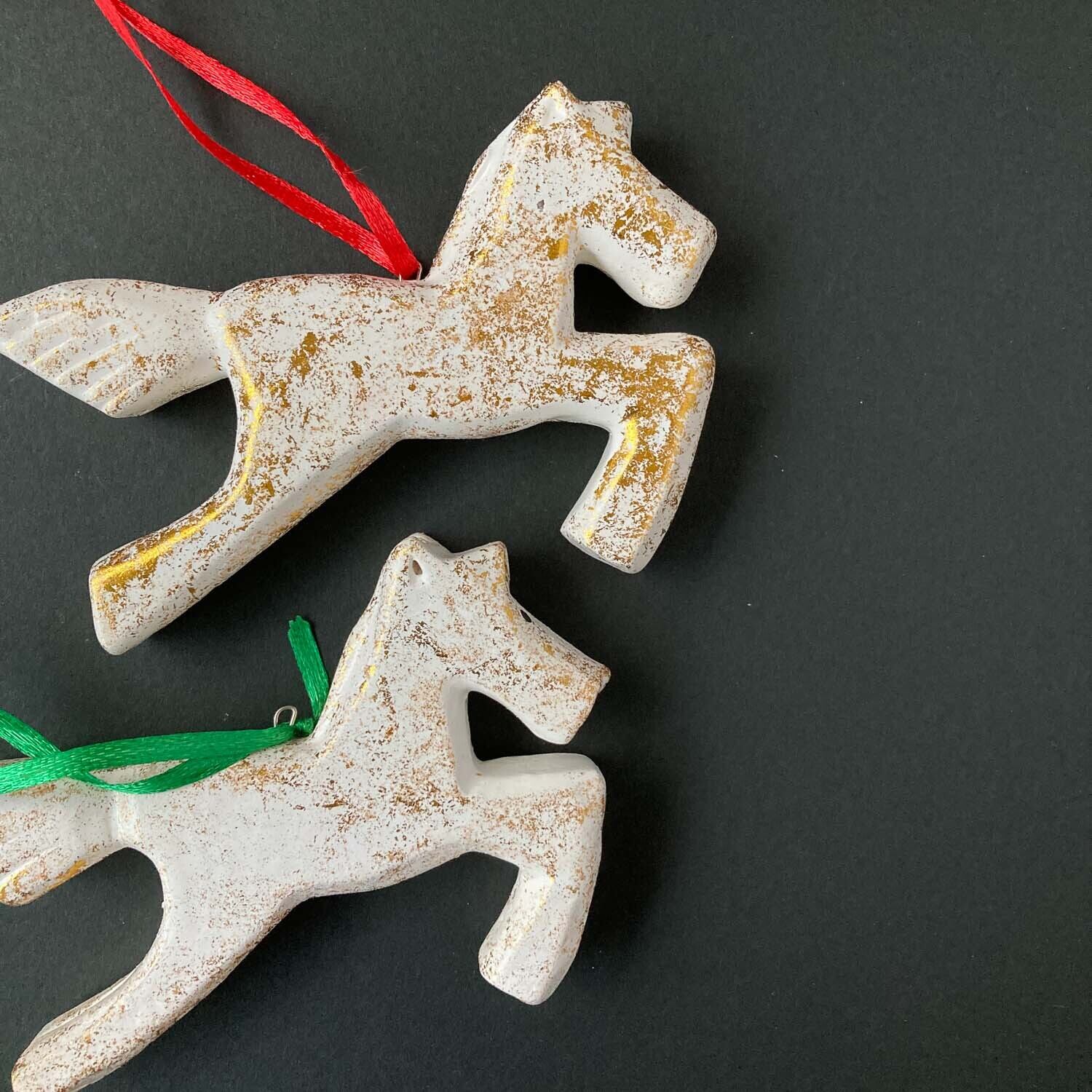 〈再入荷〉白とゴールドのユニコーンオーナメント