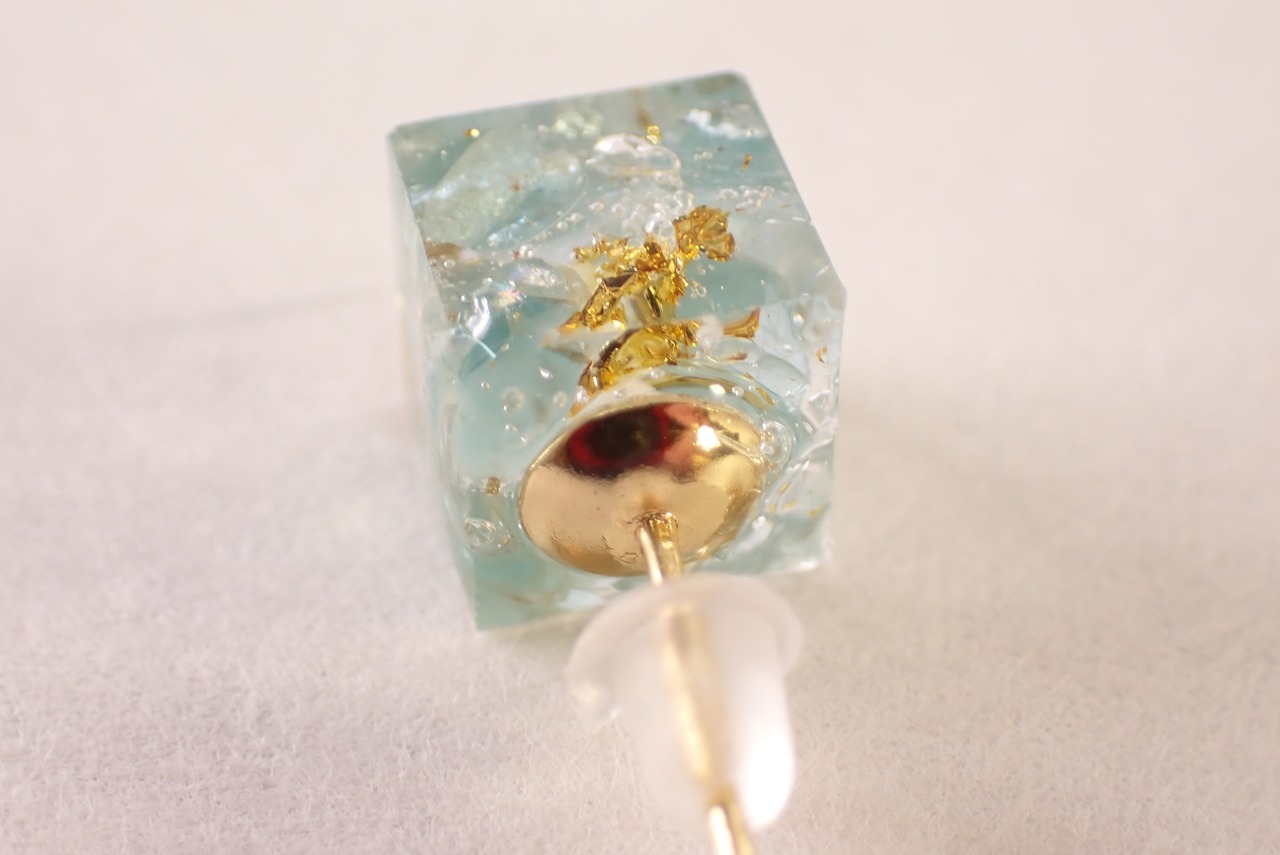 【定期便利用者様限定】アパタイトレジンピアス　 [D11‐215]