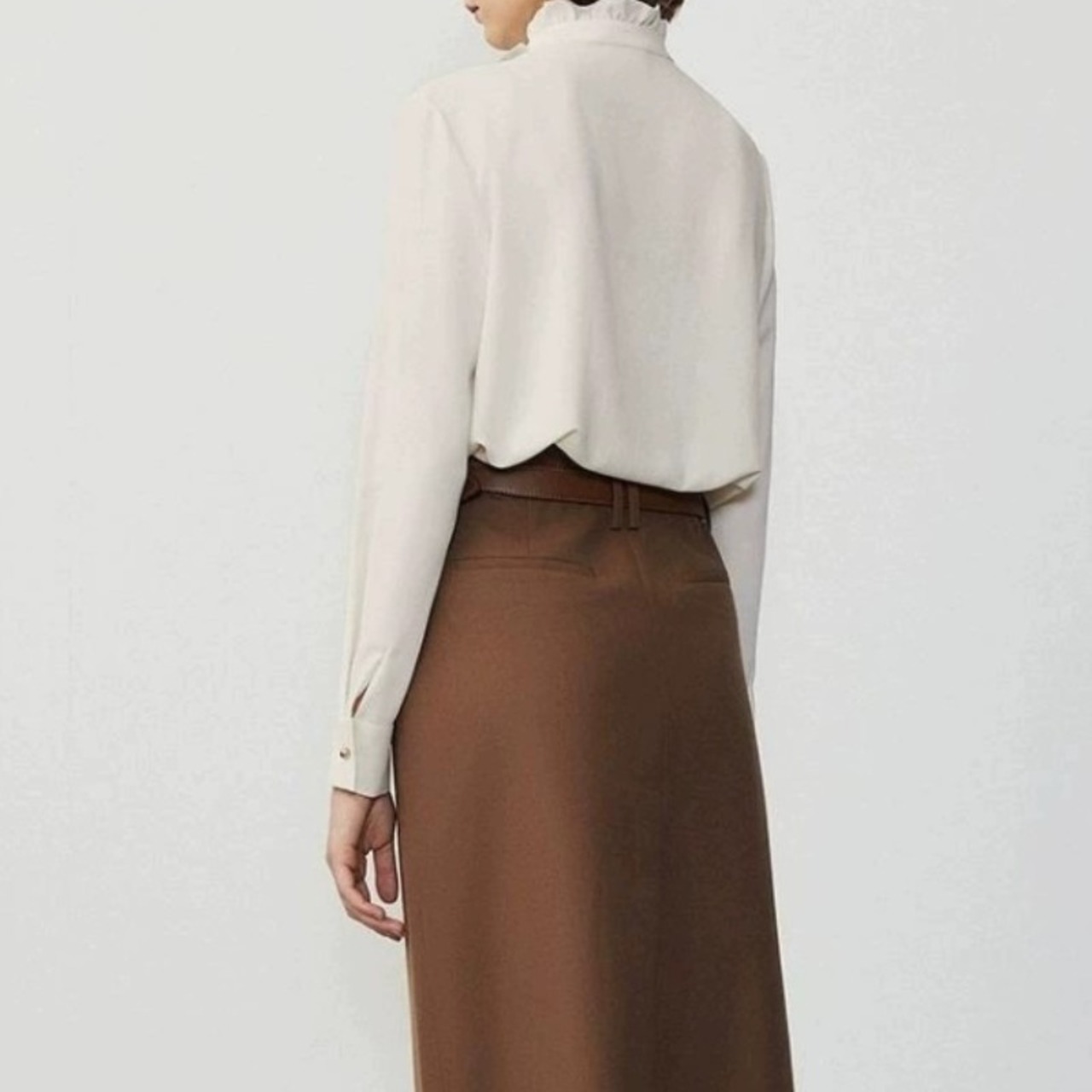 フロントプリーツ＆フリルハイネックシャツ 2type A00640