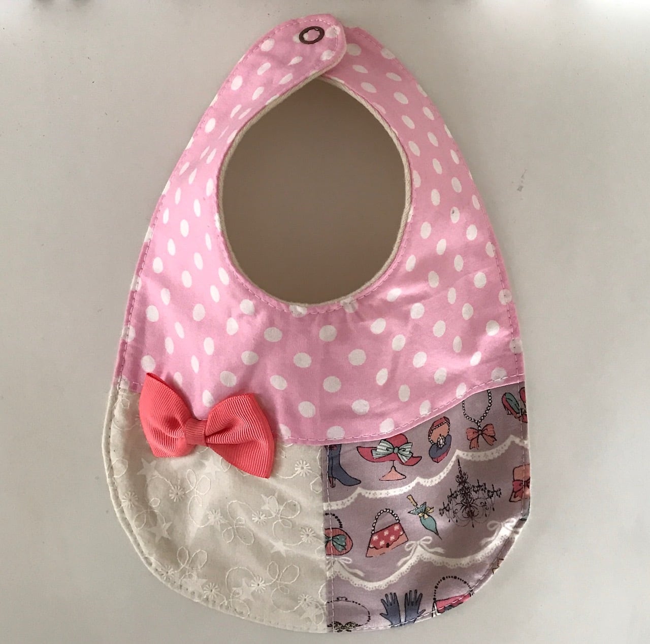 おめかしスタイ(ピンクリボン) No．57-800 おめかしスタイ(ピンク