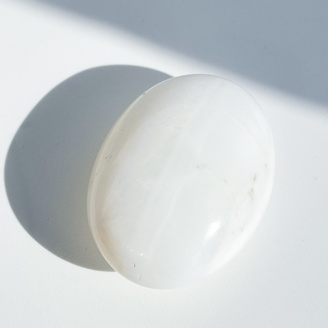 ミルキーオパール パーム43◇ Milky Opal ◇ 天然石・鉱物・パワーストーン