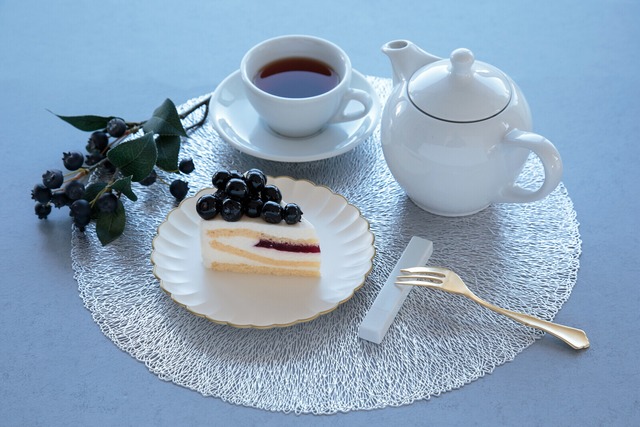 プレイスマット  [カラー: フラワーシルバー]