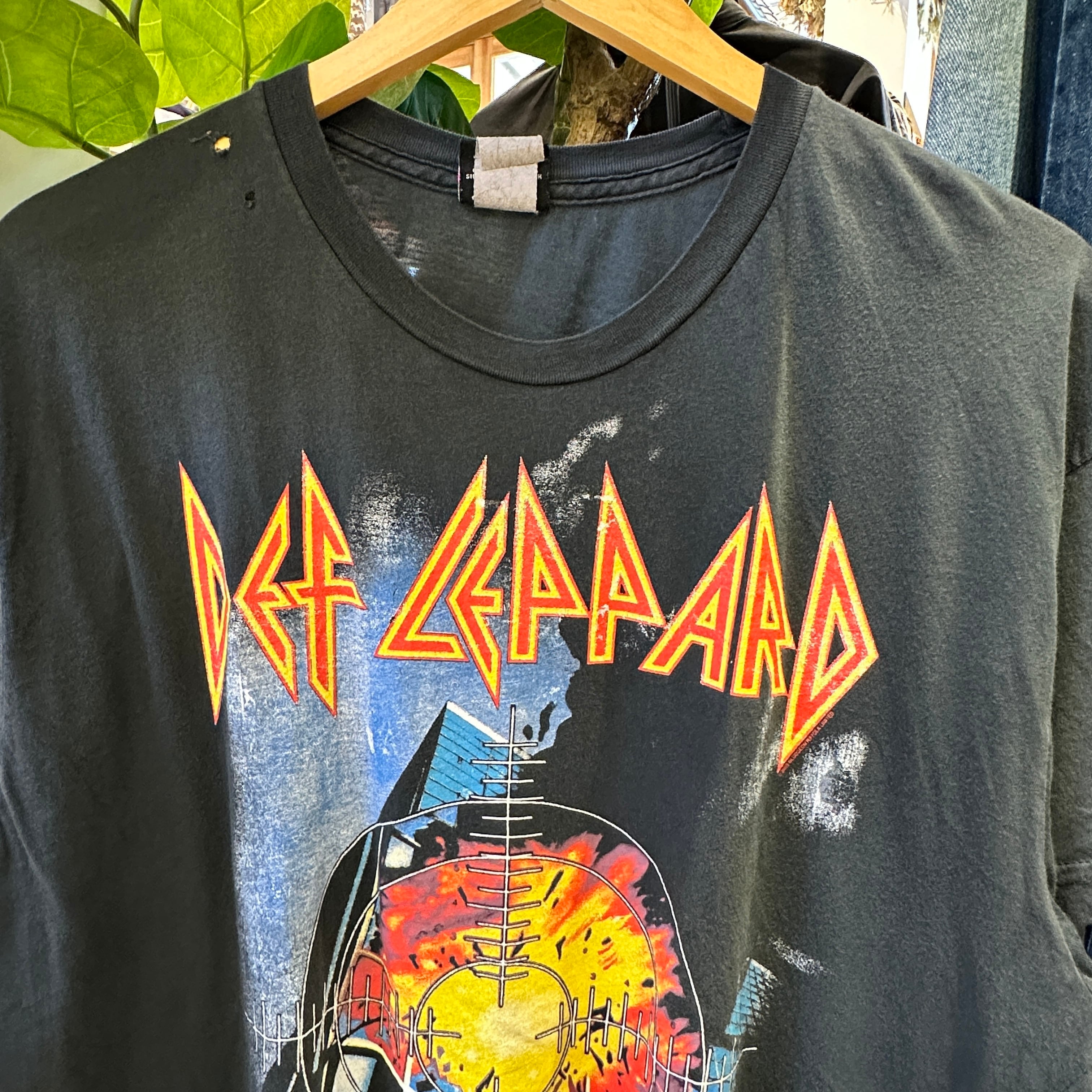 ⓃDEF LEPPARD S/S T-SHIRT | safarionline