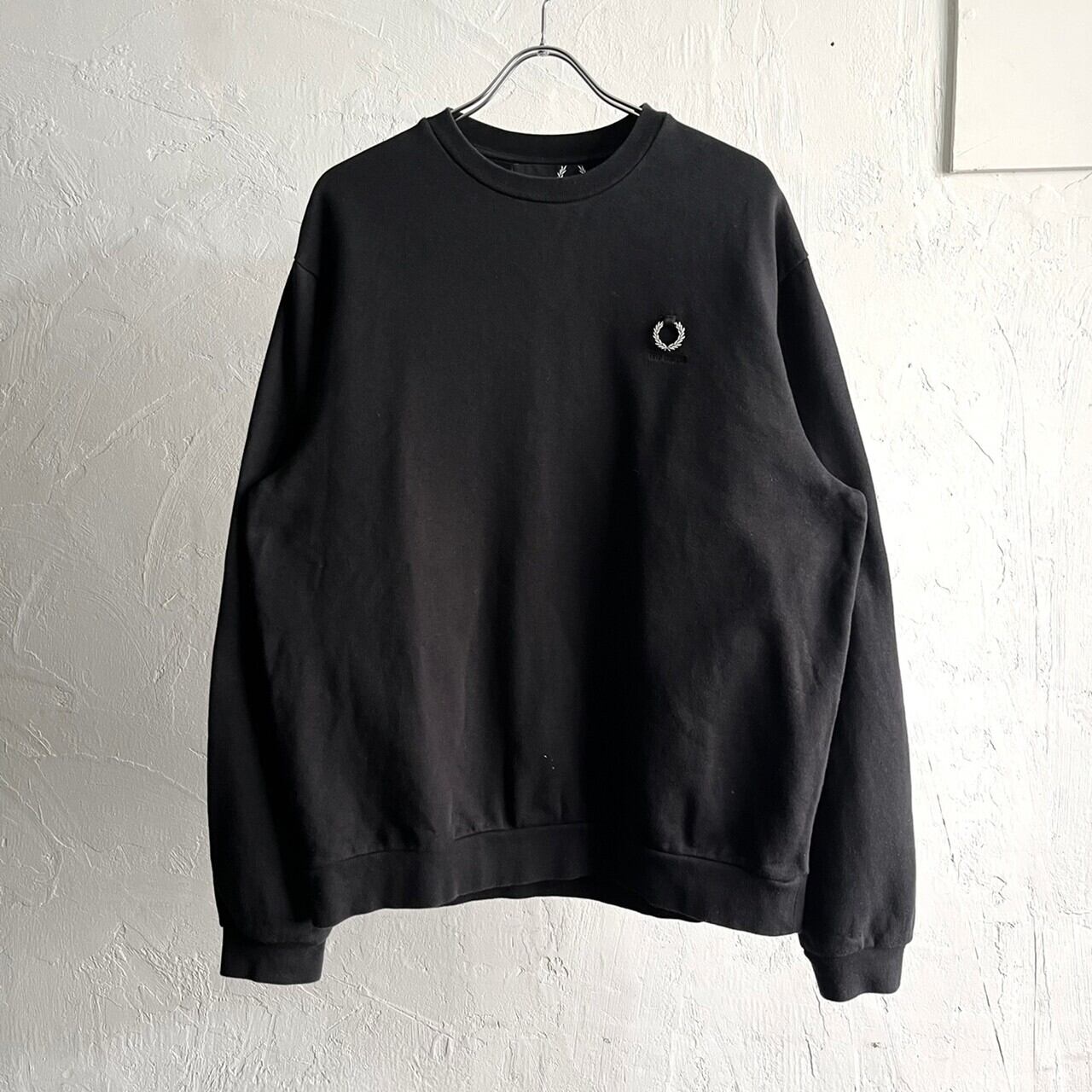 Fred Perry×RAF SIMONS Metal Wreath Crew Sweat