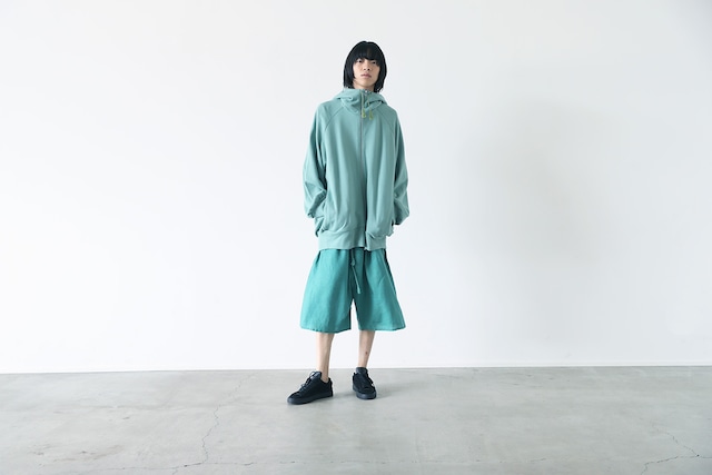 Vu  big hoody  （ マクロマウロコラボ）　[GREEN×PAINT]