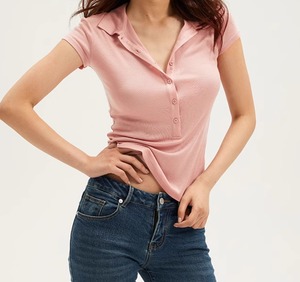 レディース トップス シャツ スウェット ジャージ ポロシャツ ショート 半袖 Vネック 角襟 タイト スリム 細身 ストレート 伸縮性 PU シンプル カジュアル かっこいい こなれ感 ラフ メンズライク マニッシュ ボーイッシュ スポーティー ルーズ クール モード系 クラシカル カレッジ風 ベーシック アメリカン アクティブ ナチュラル ワイルド セクシー 春 夏 お祭り ママ 学生 部活 アウトドア キャンプ リゾート 海 プール ジム ライブ フェス 楽ちん プチプラ 普段使い 着回し ゆったり