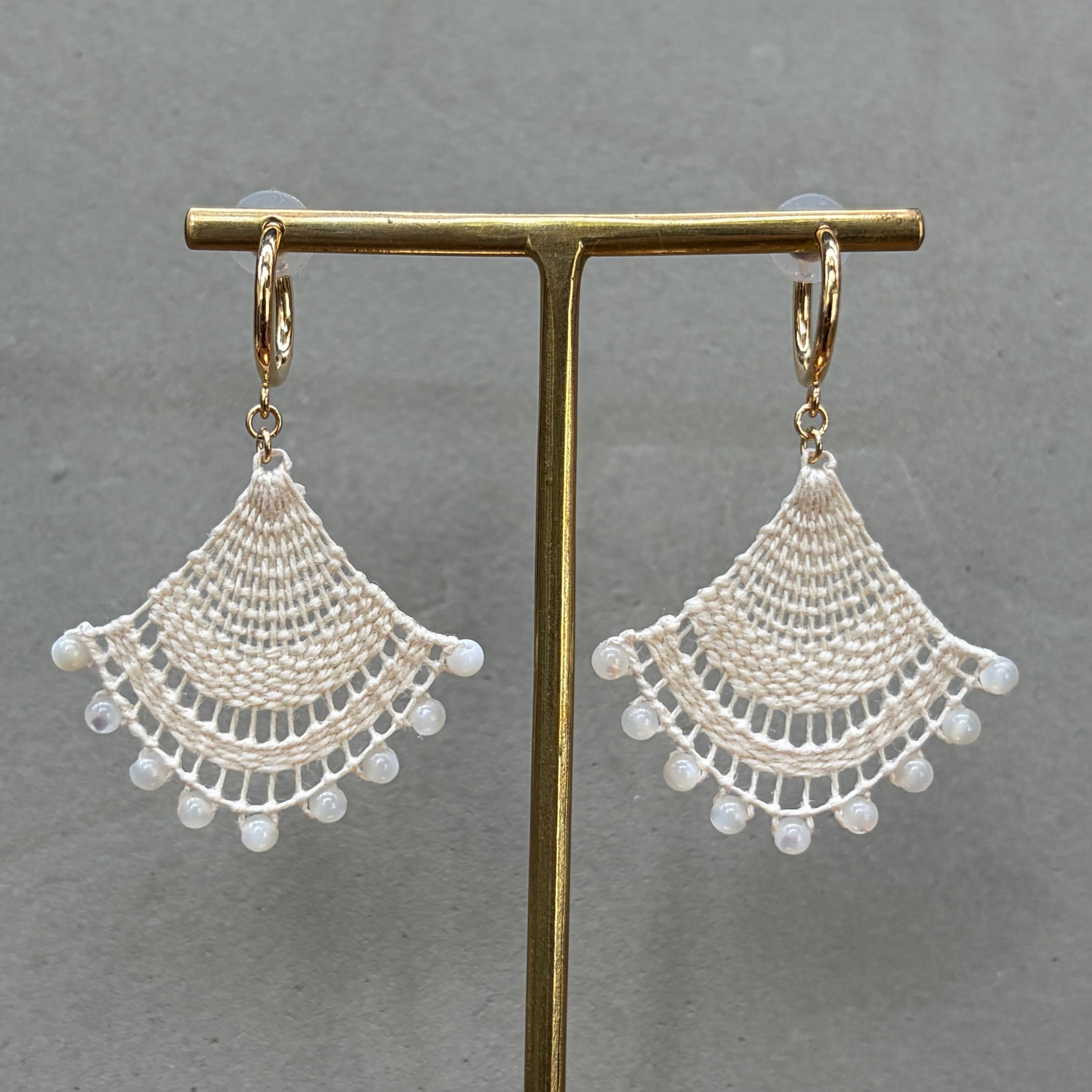Ñanduti puka model earring | puka ~nanduti ~ ニャンドゥティ