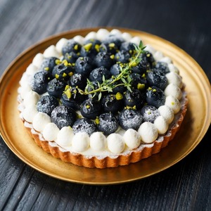 【テイクアウト】ホールケーキ　♦ブルーベリーのチーズタルト