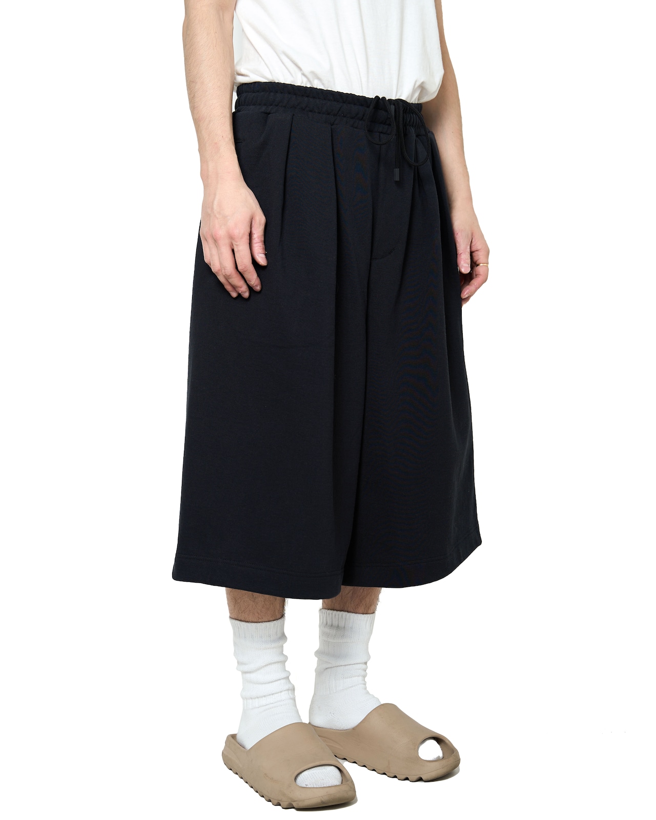 ROTOL "Double Tuck Hakama Sweat Shorts〔BLACK〕"