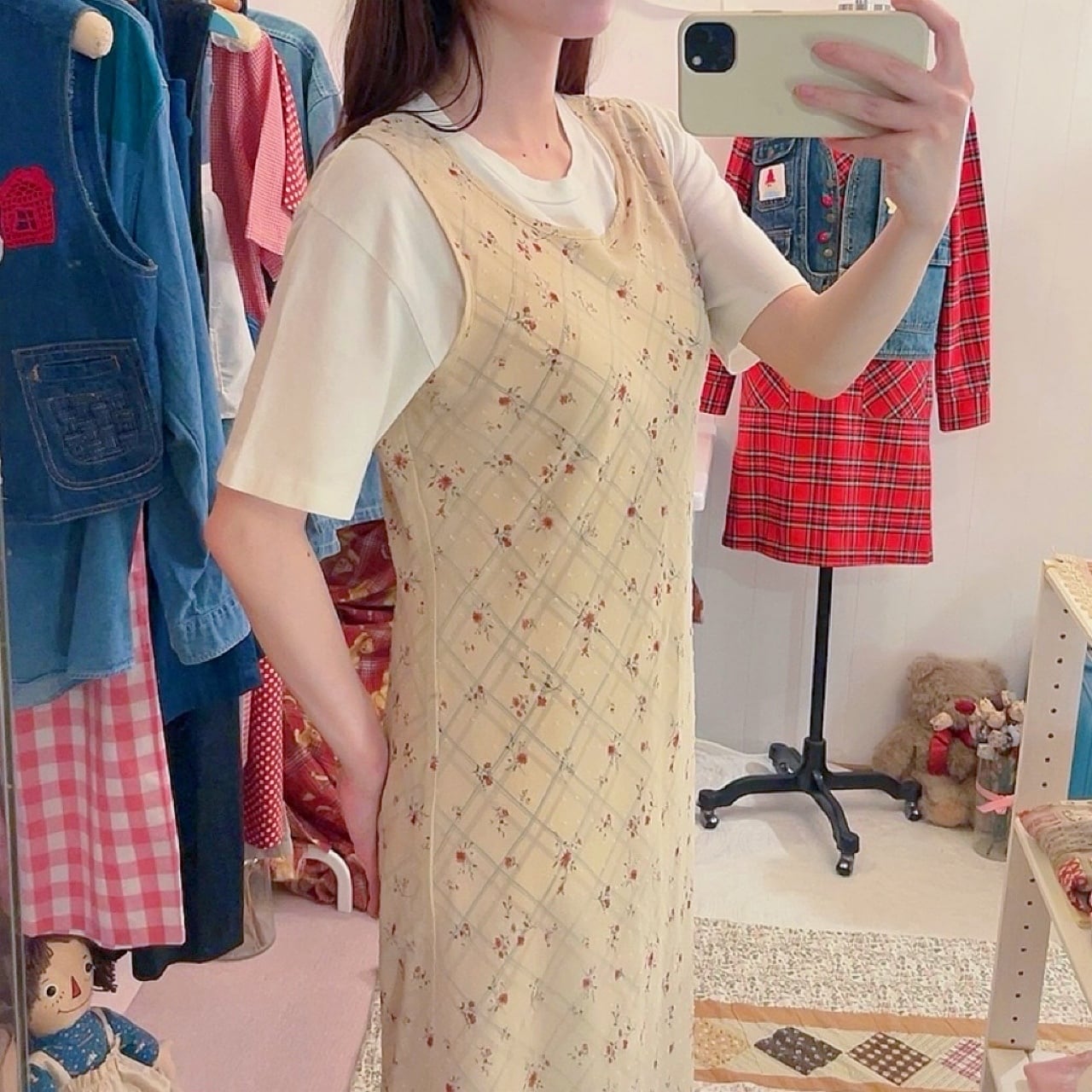 flower check sleeve less one-piece