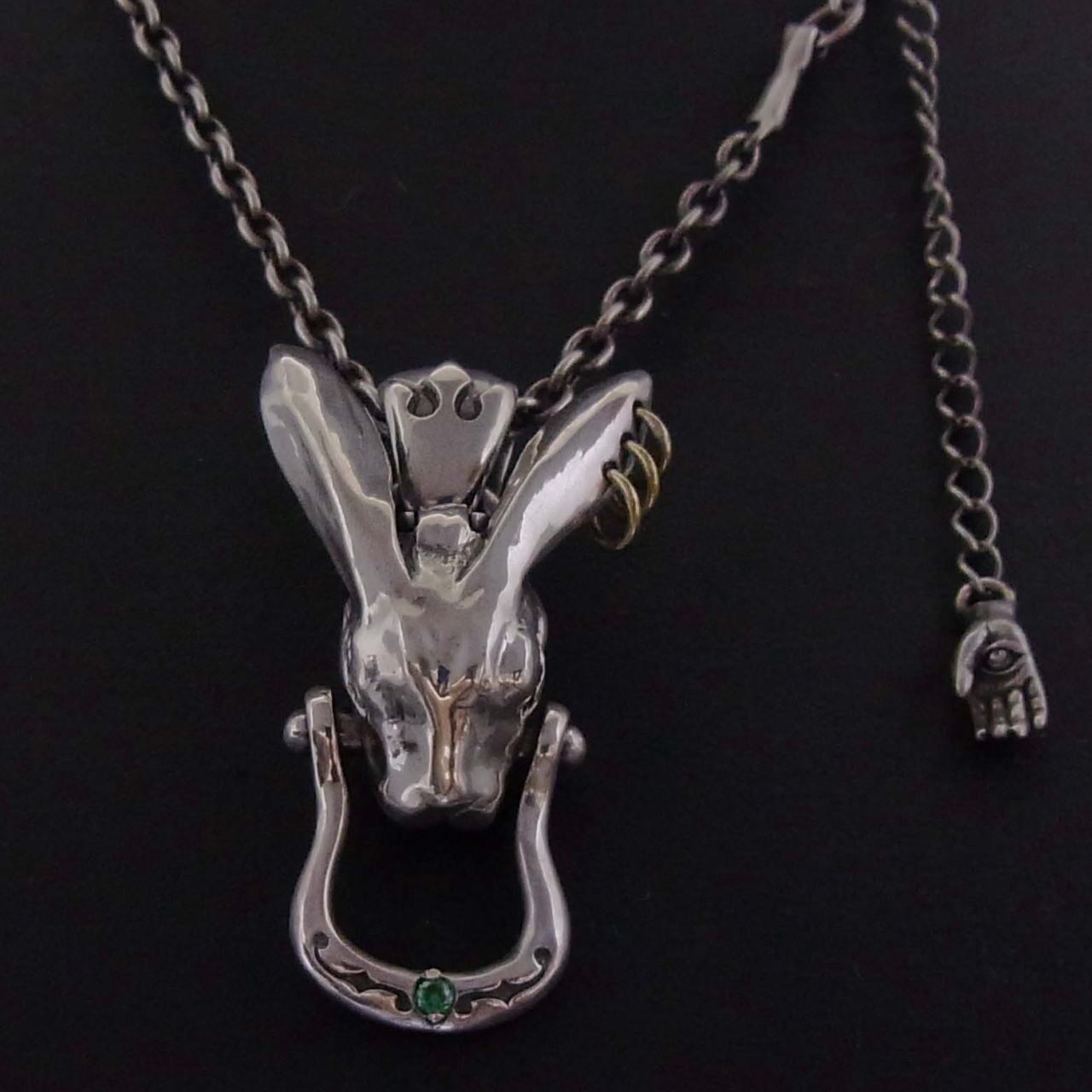 NEVELET Pendant | BLIND RABBIT