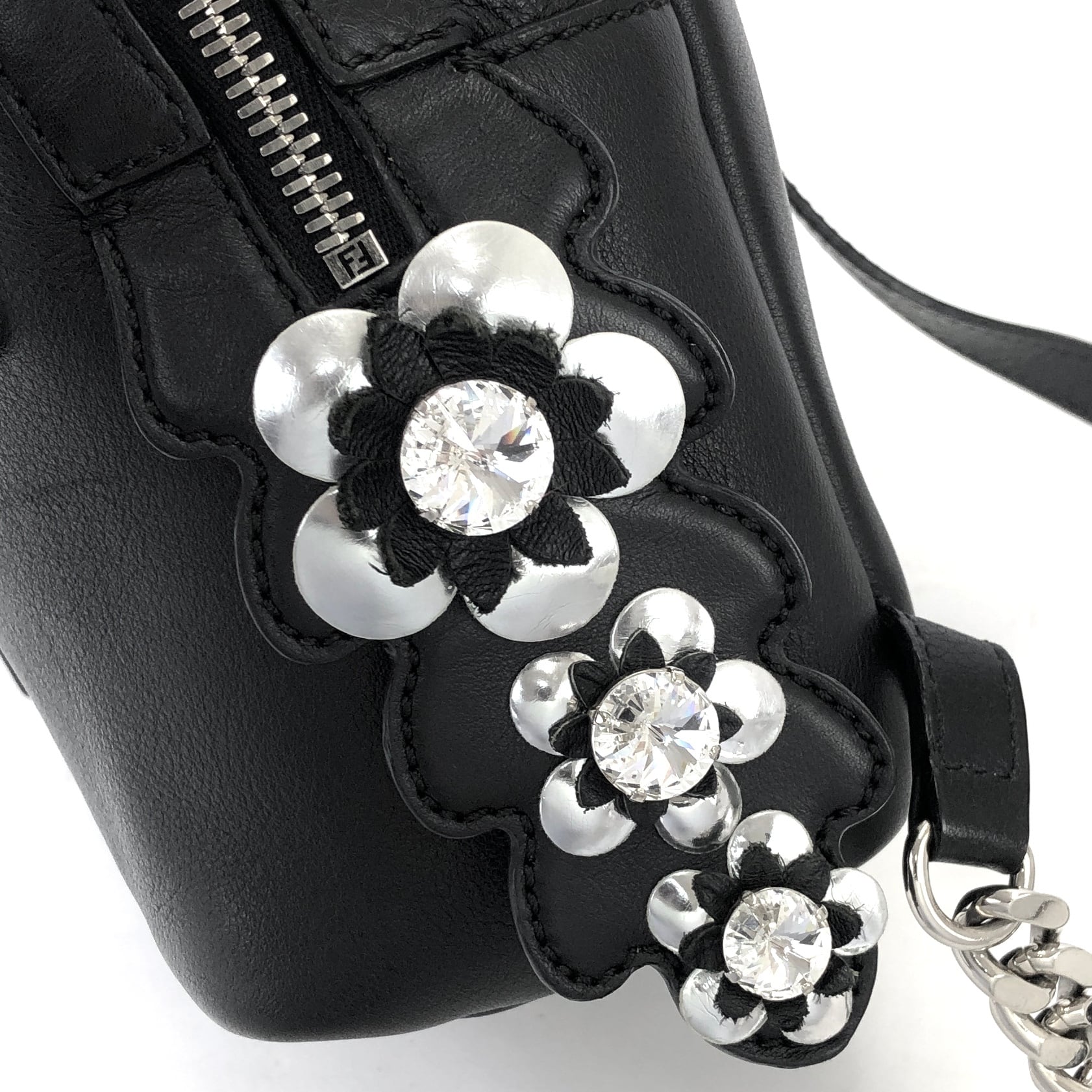 フェンディ　バッグ FENDI フェンディ ビジュー フラワー カーフレザー 8BZ036 By