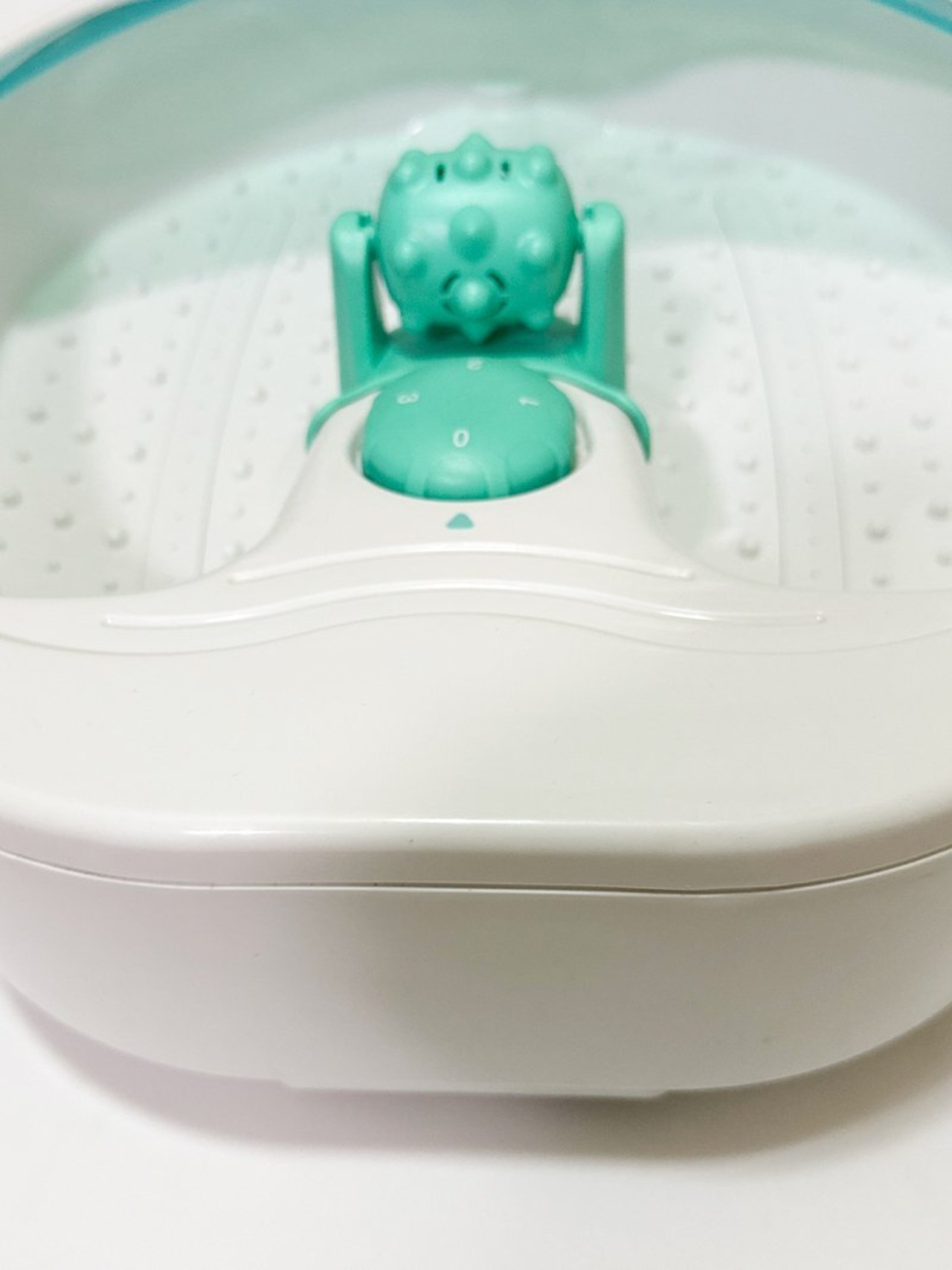 東京企画 フットバス 素足美人 湯温 振動 気泡 マッサージ効果 足裏ローラー付 血行促進 バブル ケア用品 FBM-5000