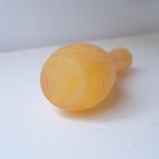 橙色の一輪挿し