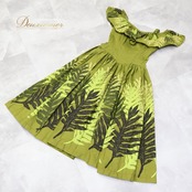 フラダンス 衣装 CC Fashions CCファッション ワンピース ドレス グリーン系 カーキ系 ラウアエ柄 緑 黒 フリル フラ ダンス ダンス衣装 イベント ステージ ハワイアン アロハ かわいい 華やか おしゃれ ブラック系