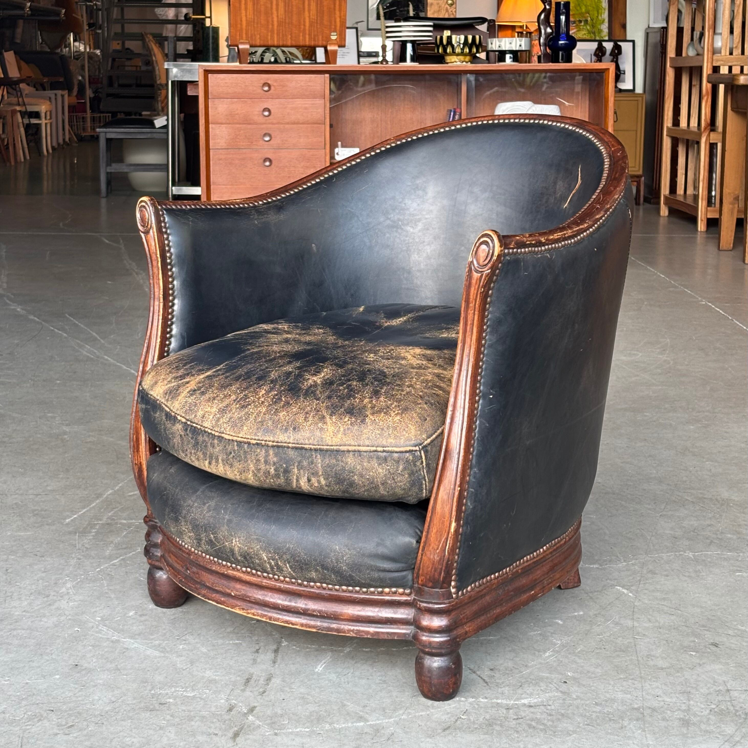 DECO TUB CHAIR / HALO