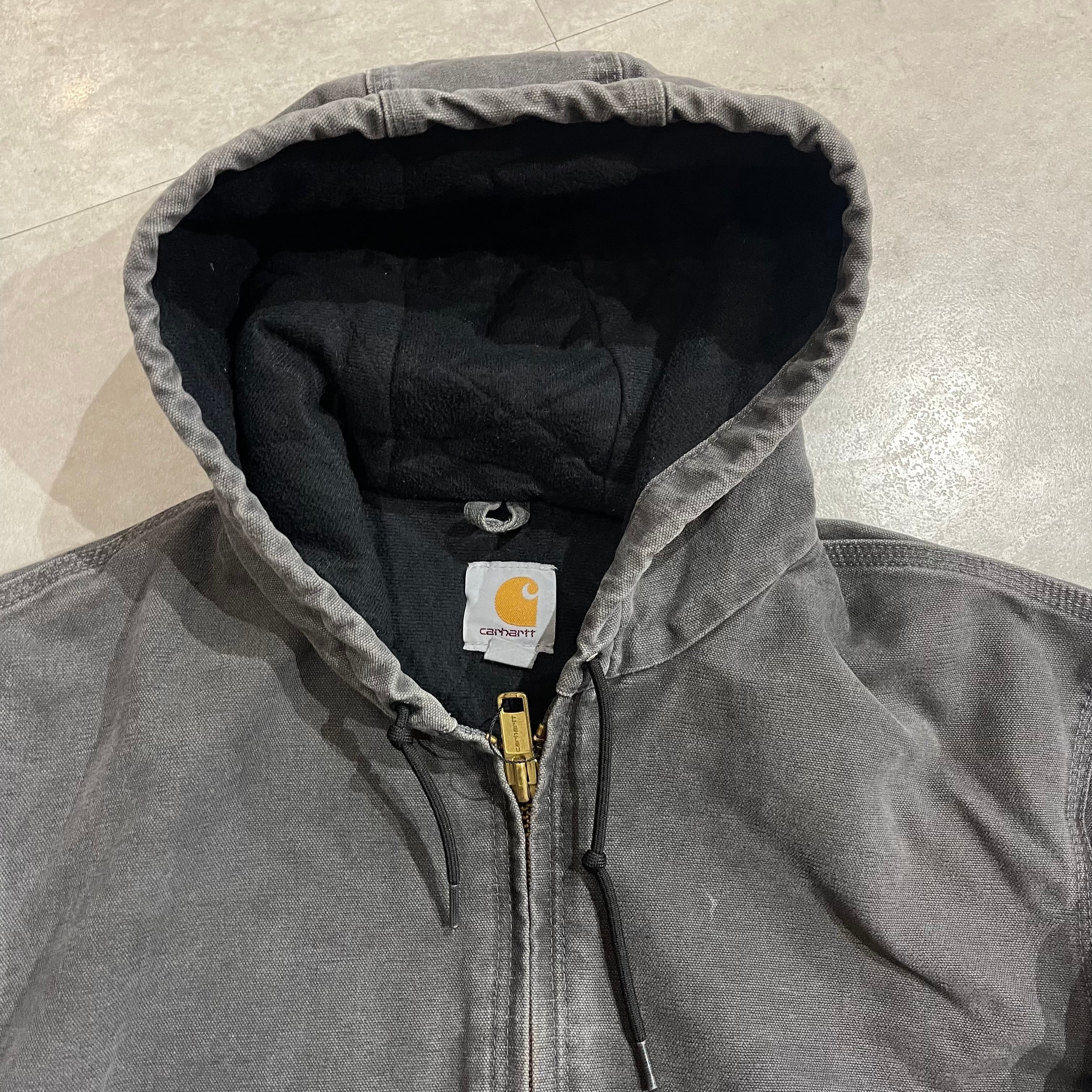 ah18.  carhartt マウンテンパーカー黒 レディースMサイズ