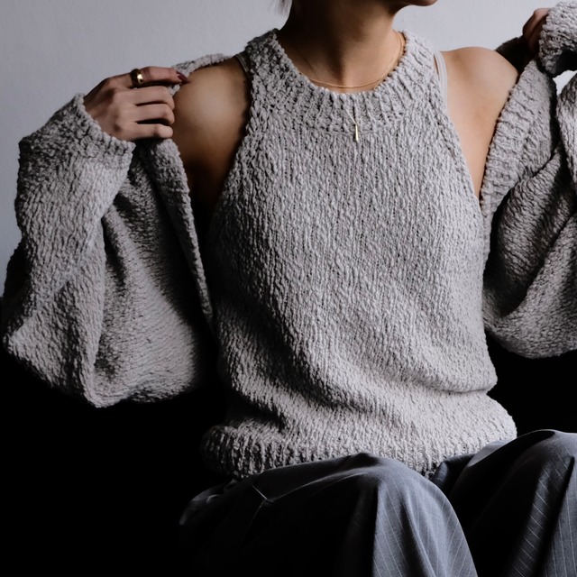 BOUCLE KNIT TANK TOP / GRY