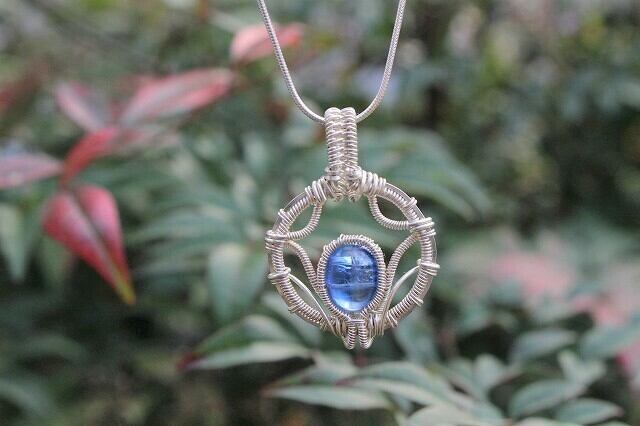 Kyanite silver925 wirewrapping pendant