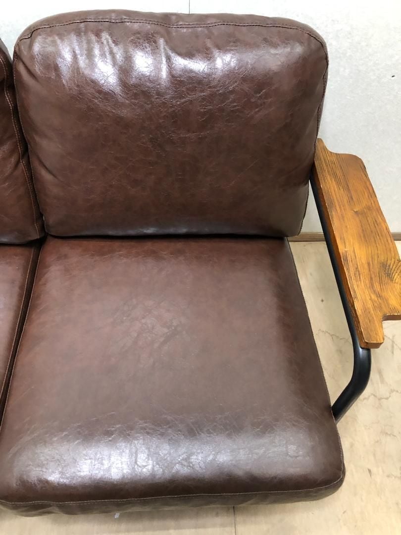 ソフトレザー 鉄脚 2人掛け ソファ 肘付き 75050-1-010 | みなと屋本舗