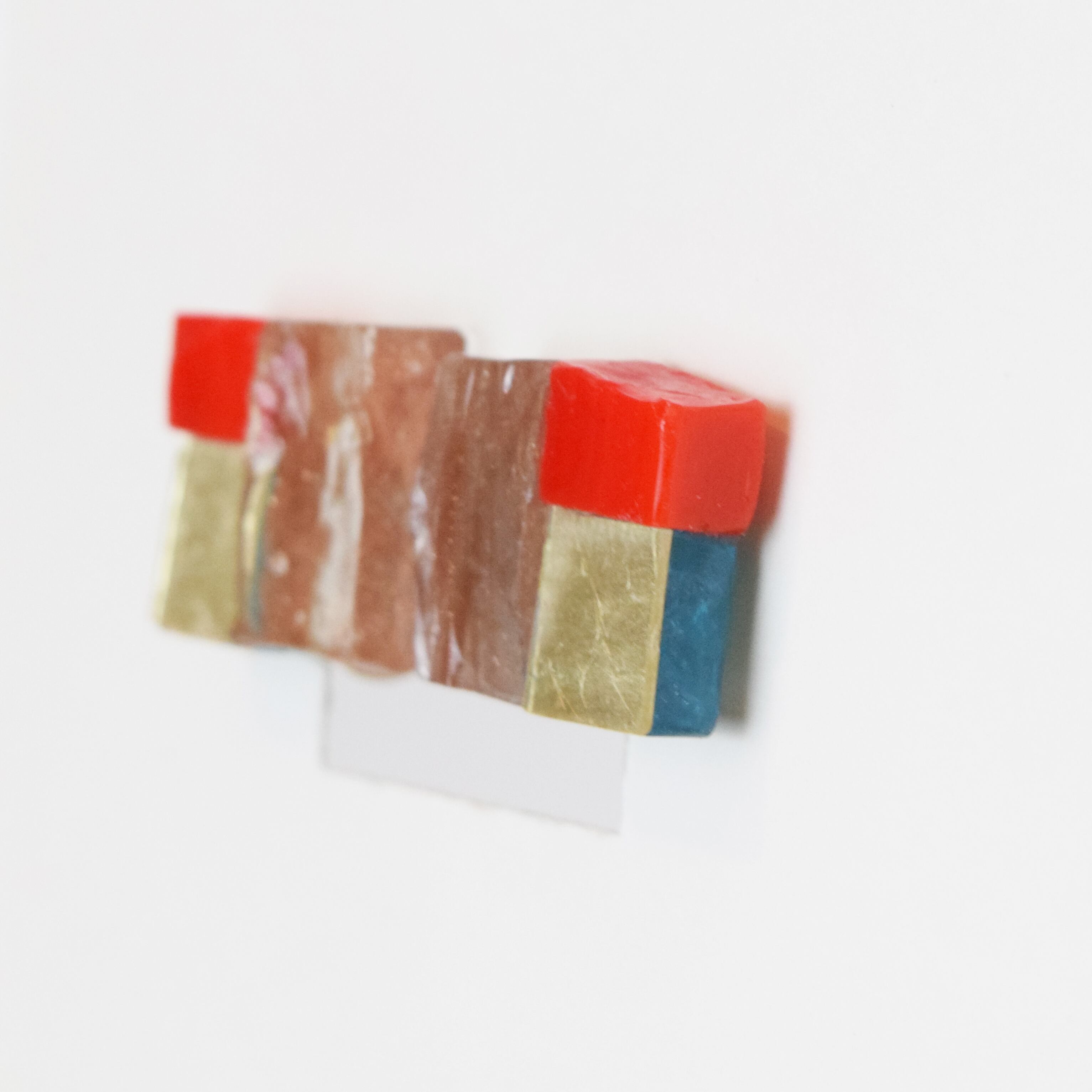 【ベーシック】イヤリングL　赤×ゴールド×ラメ透明