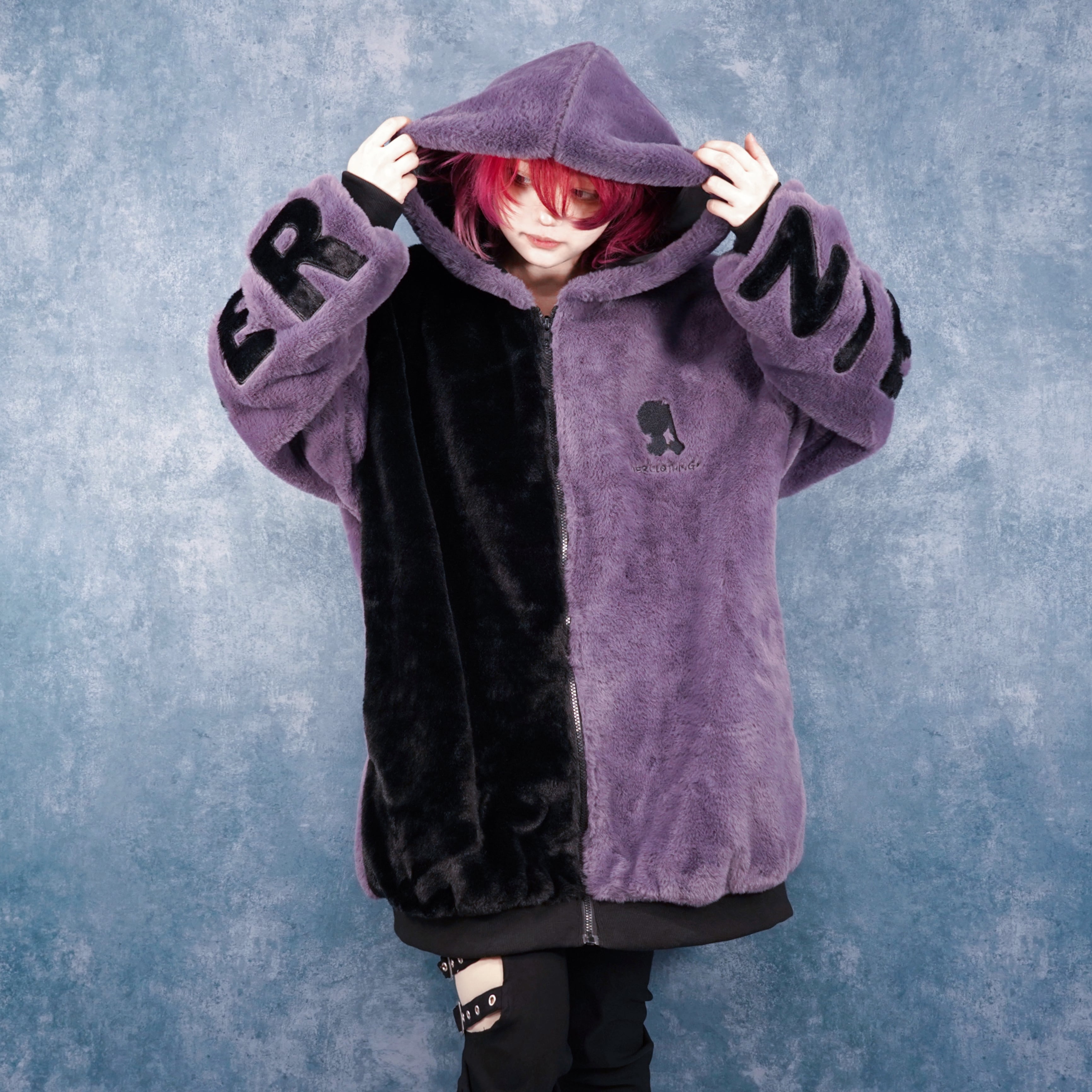 超ふわもこ】TWO-TONE ZIP OUTER -BLACK×PURPLE- | NIER CLOTHING
