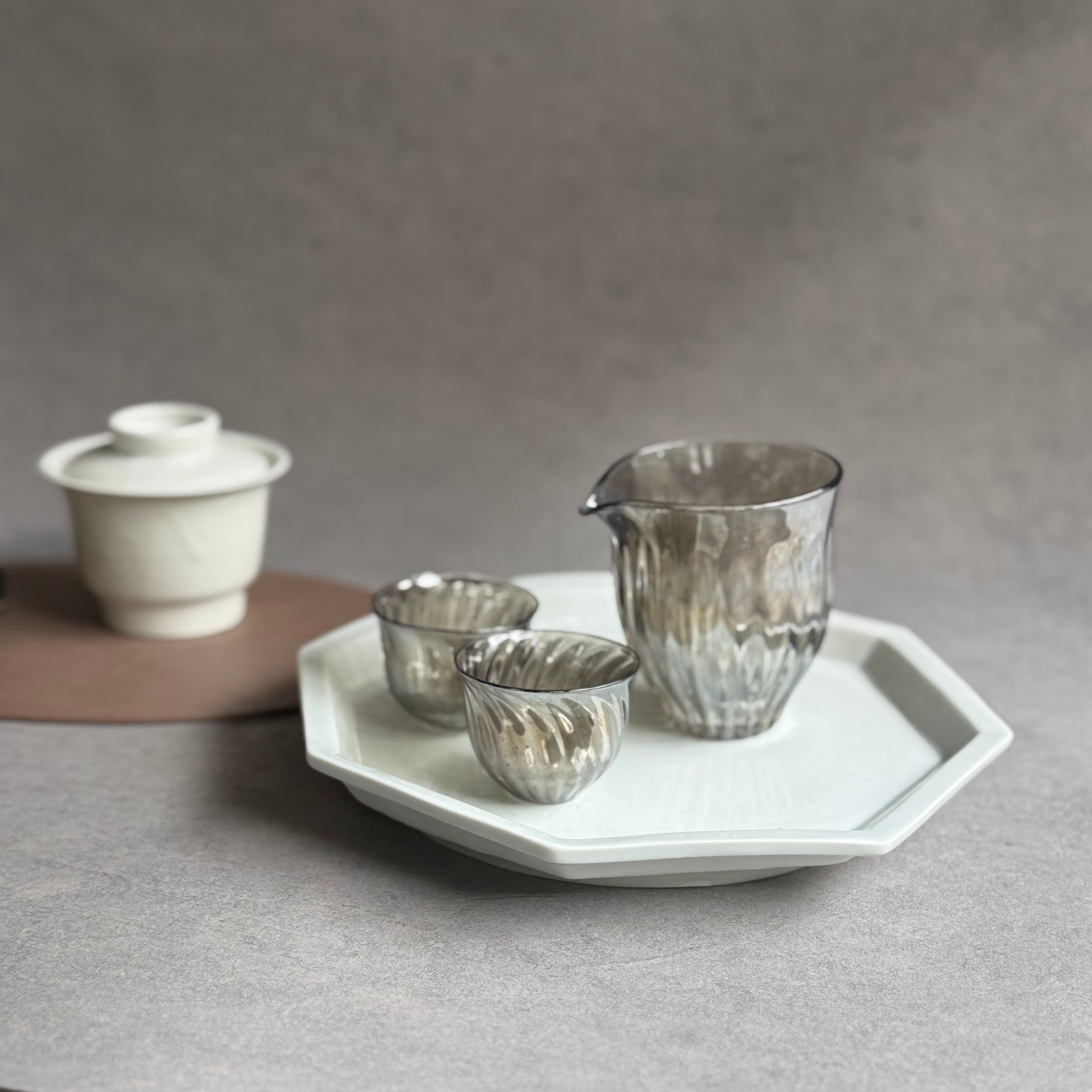 竹下努 青白磁八角皿 (8寸) | gallery 一白