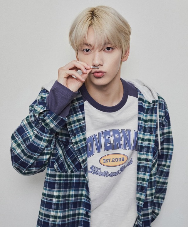 数量限定スビンインセンネッコ特典！★TXT スビン 着用！【COVERNAT】Oversized Fit Hoodie Checkered Shirt _ Dark Blue