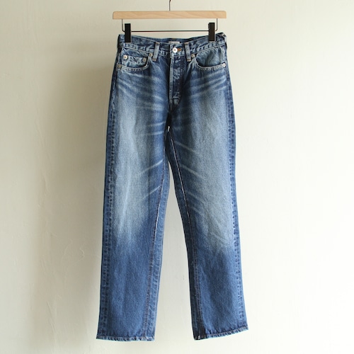 INSCRIRE【 womens 】 straight patch different denim