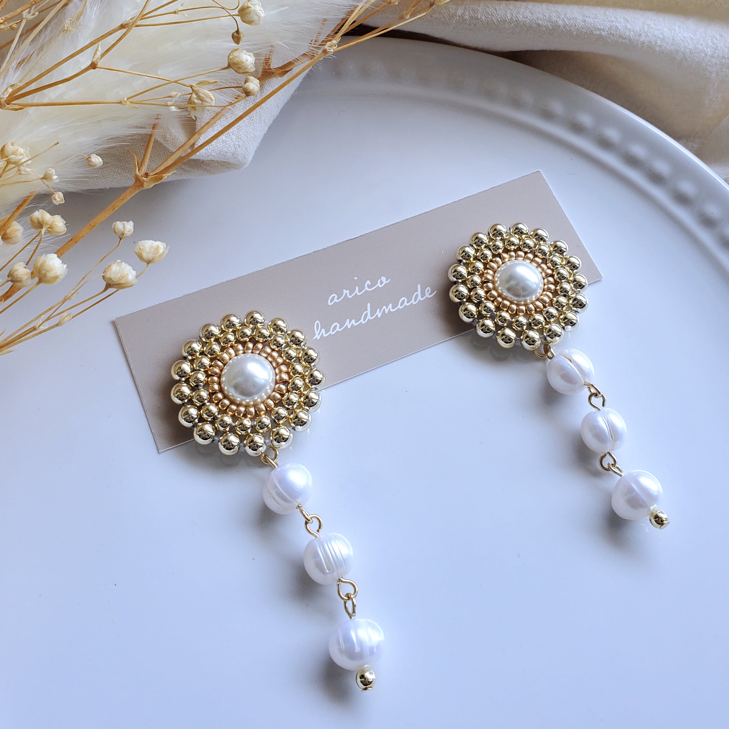 送料無料】pearl × gold pierce/earring 【刺繍ピアス】【刺繍