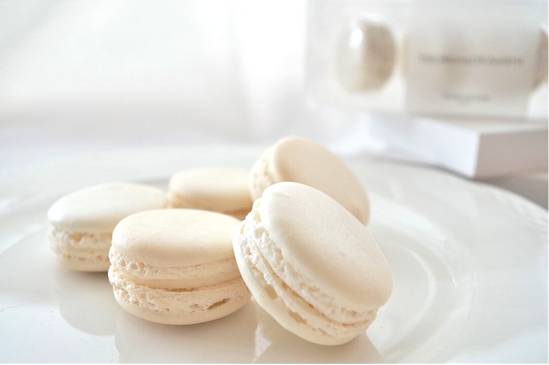 鶴岡シルクマカロン５個入１箱 イタリア料理 お菓子のお取り寄せ ピザ マカロン ドコデモアルケ