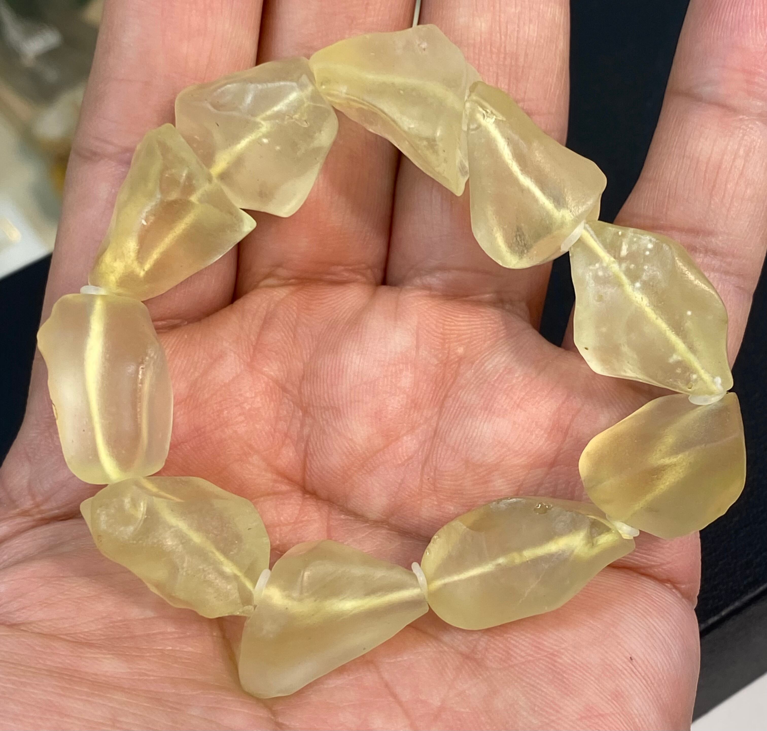 最高グレード！リビアングラス原石ブレスレット 人為的研磨なし | 水晶