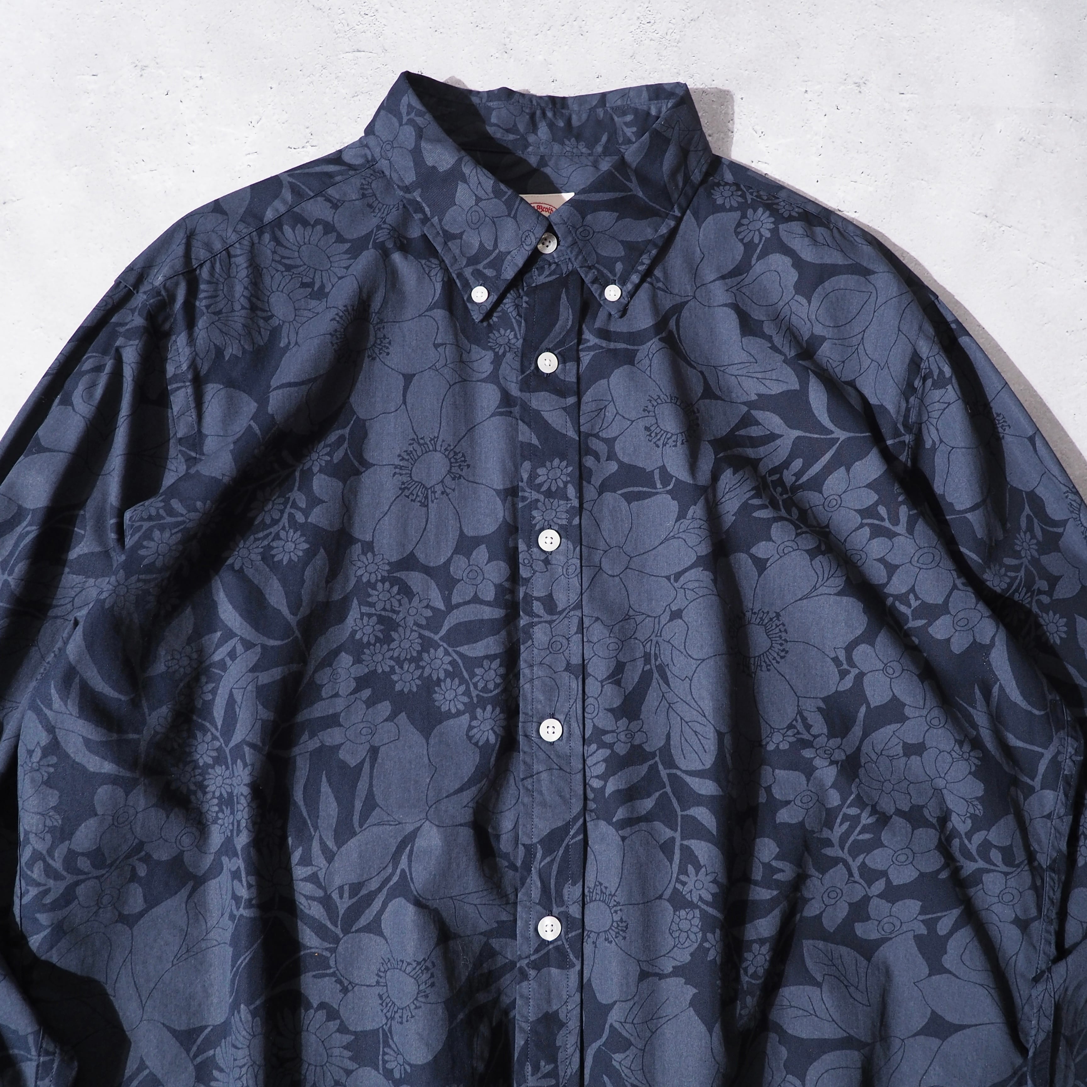 ” Brooks Brothers ” Flower printed cotton button down shirt