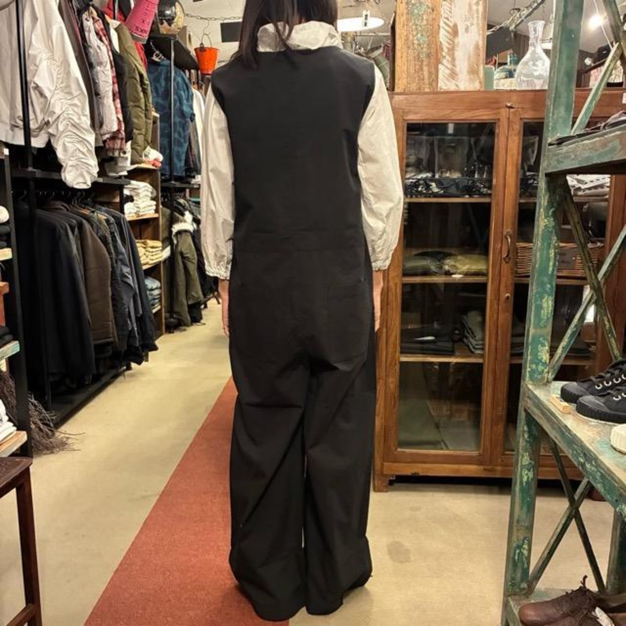 UNIVERSAL TISSU Cotton Lyocell Brushed Washer Broad Boat Neck Overalls, Black