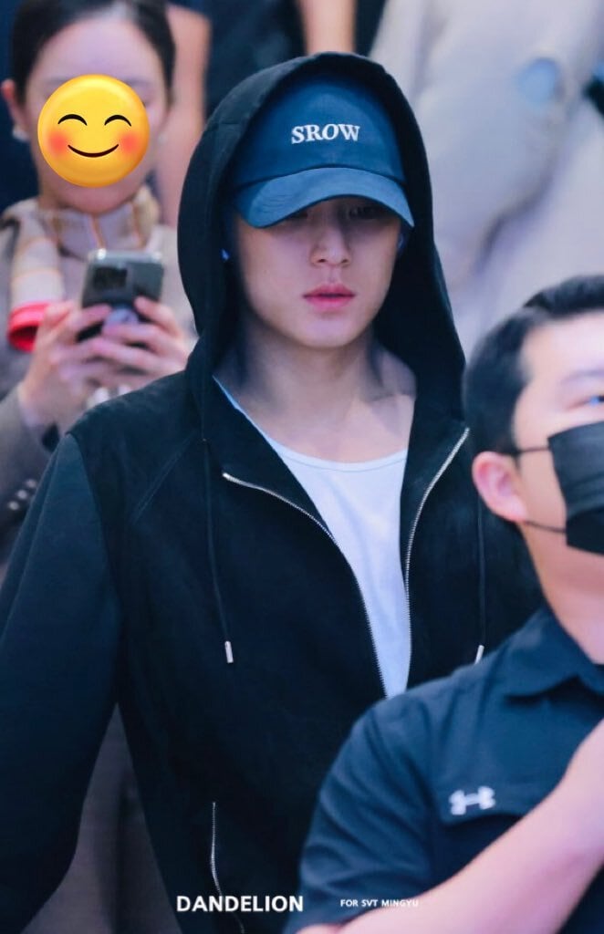 ☆SEVENTEEN ミンギュ&ドギョム&エスクプス 着用！！【SROW】SROW