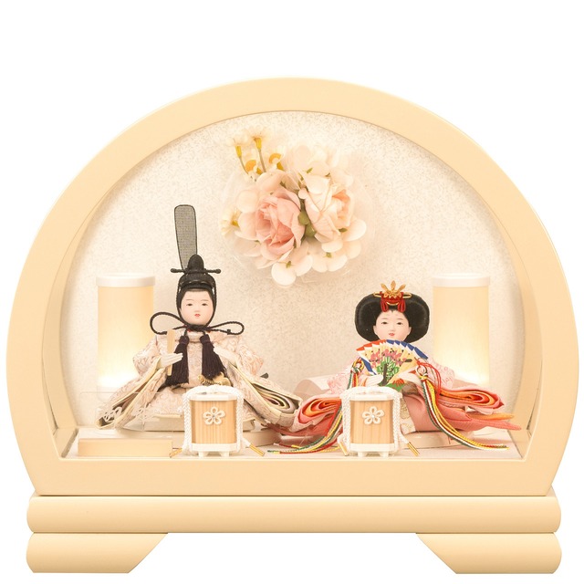 雛人形｜ひな人形｜初節句｜コンパクト｜おしゃれ｜モダン｜インテリア｜プレミアム｜こだわり｜おすすめ｜作家｜《商品名》衣裳着アクリルケース飾り（固定式）　柳　くるみ〔商品コード〕30400-2501　〔品番〕25-1