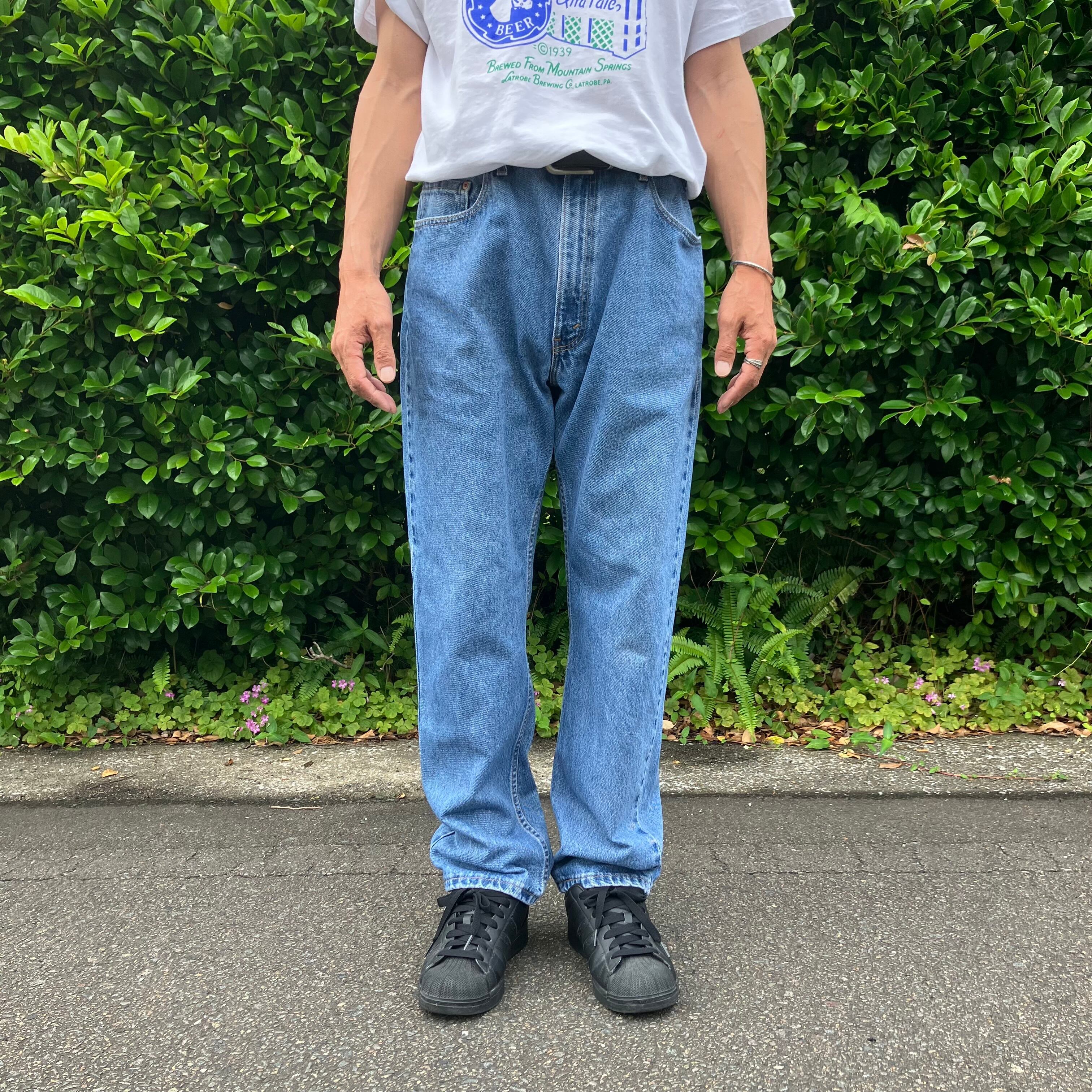 Levi