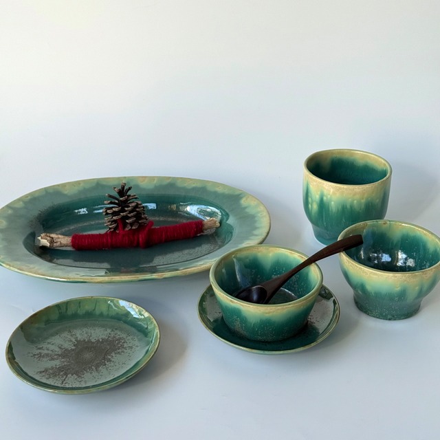 NAOKO HATA CERAMICS Melt series 4MARU plate - Bottle green
